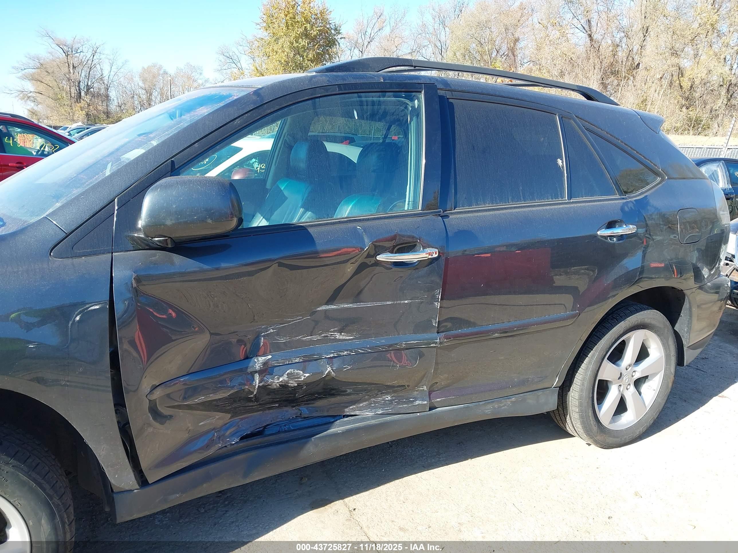 LEXUS RX image 6