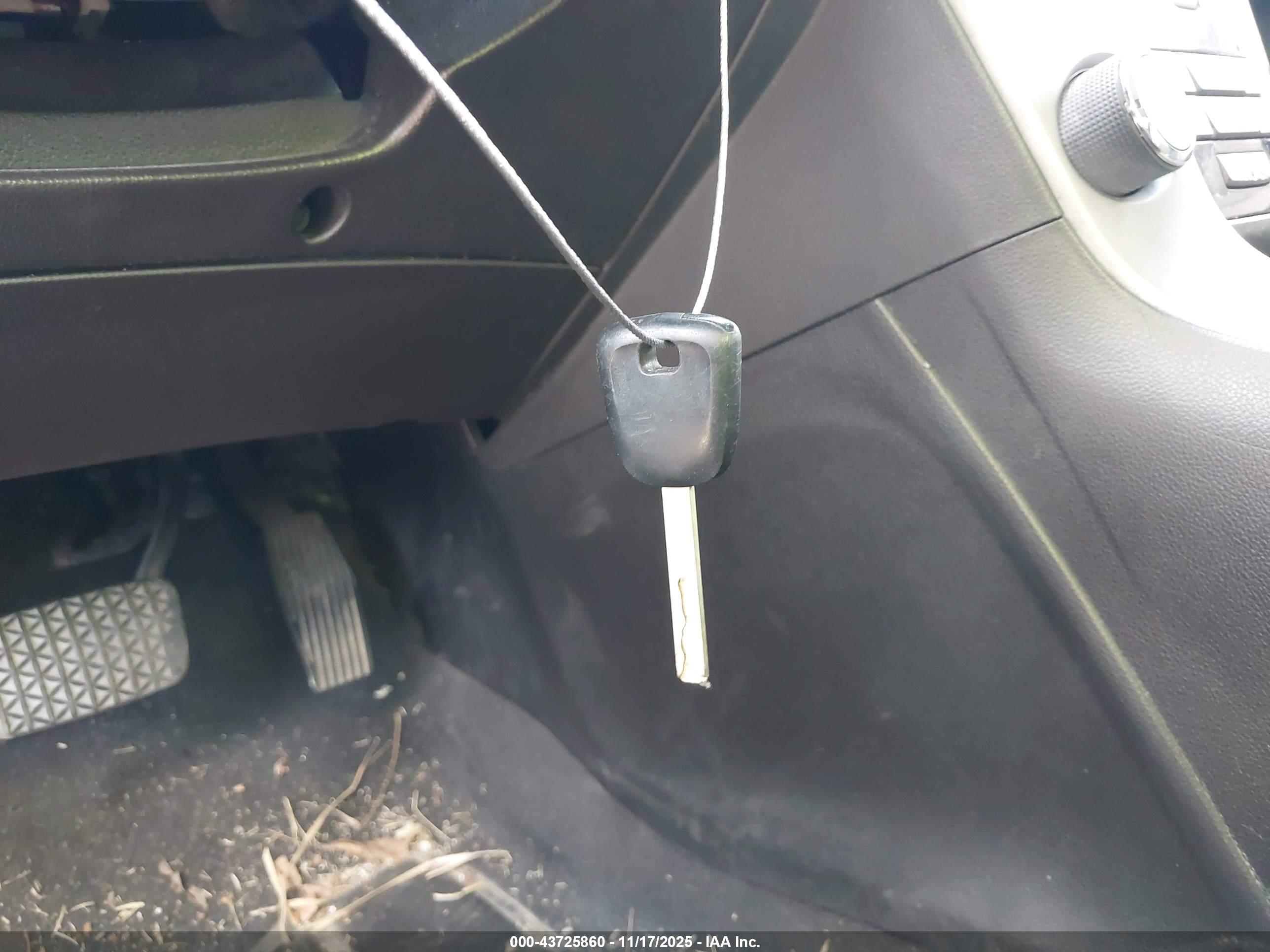 CHEVROLET CRUZE image 11