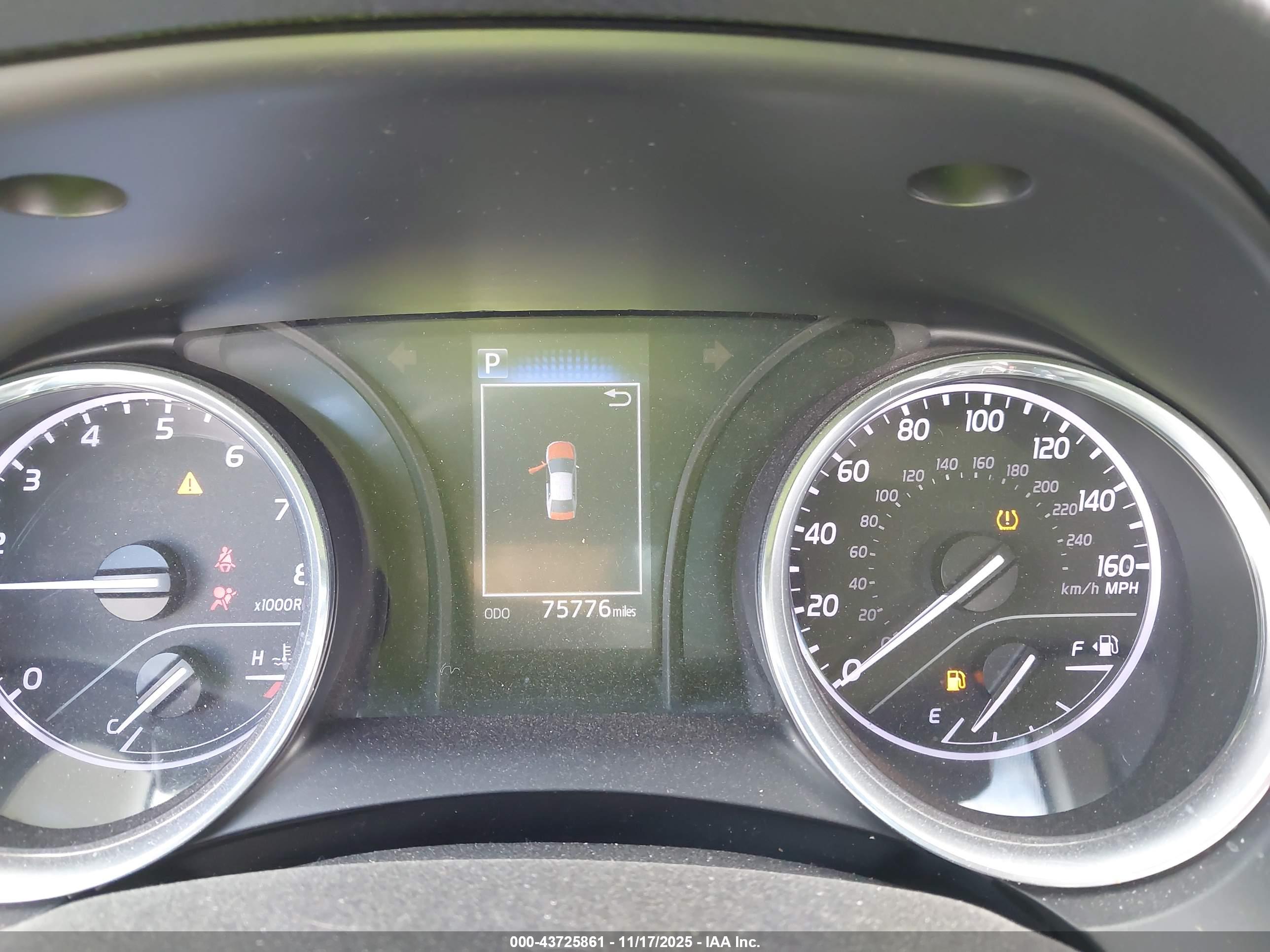 TOYOTA CAMRY image 7
