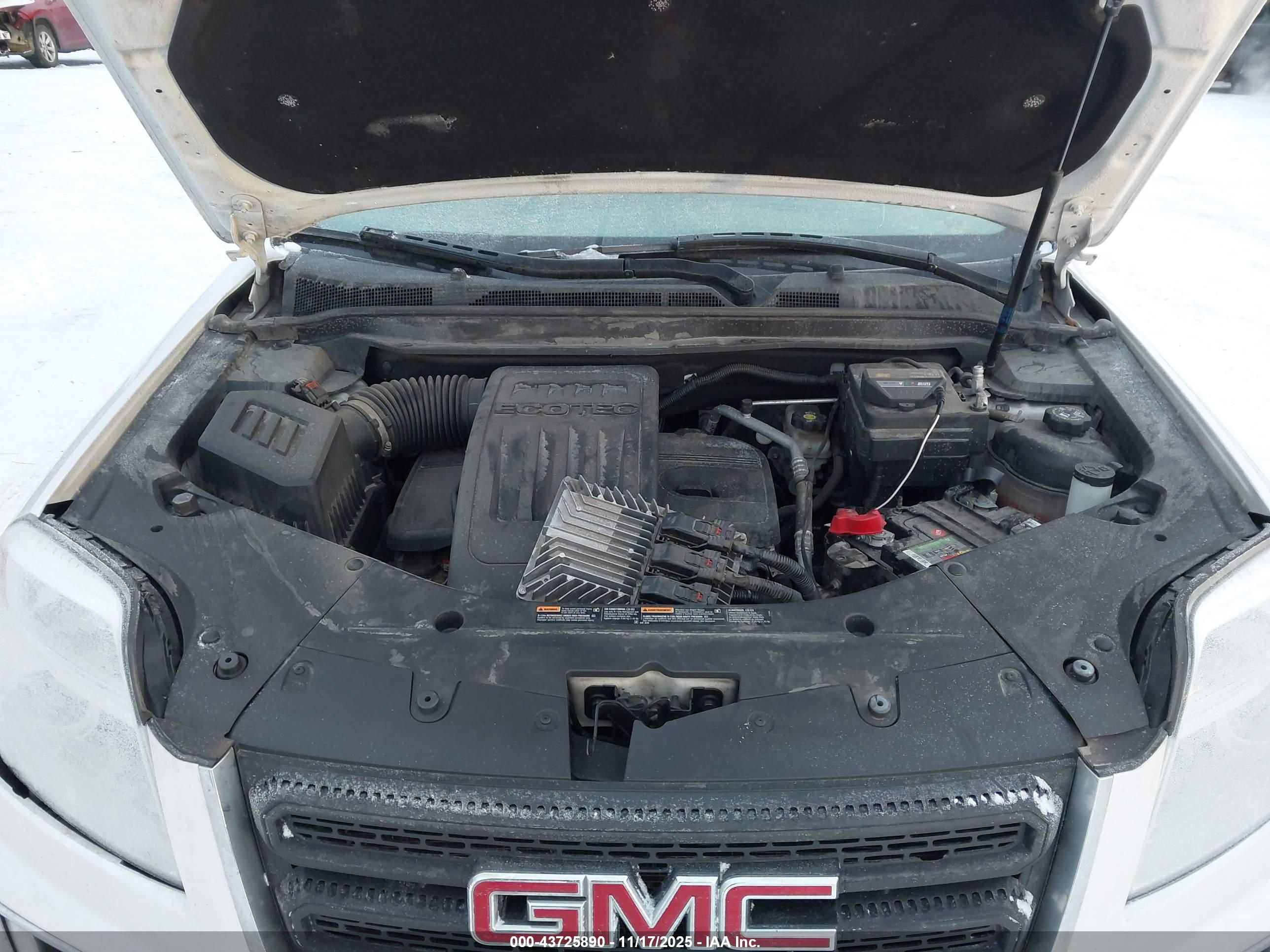 GMC TERRAIN image 10