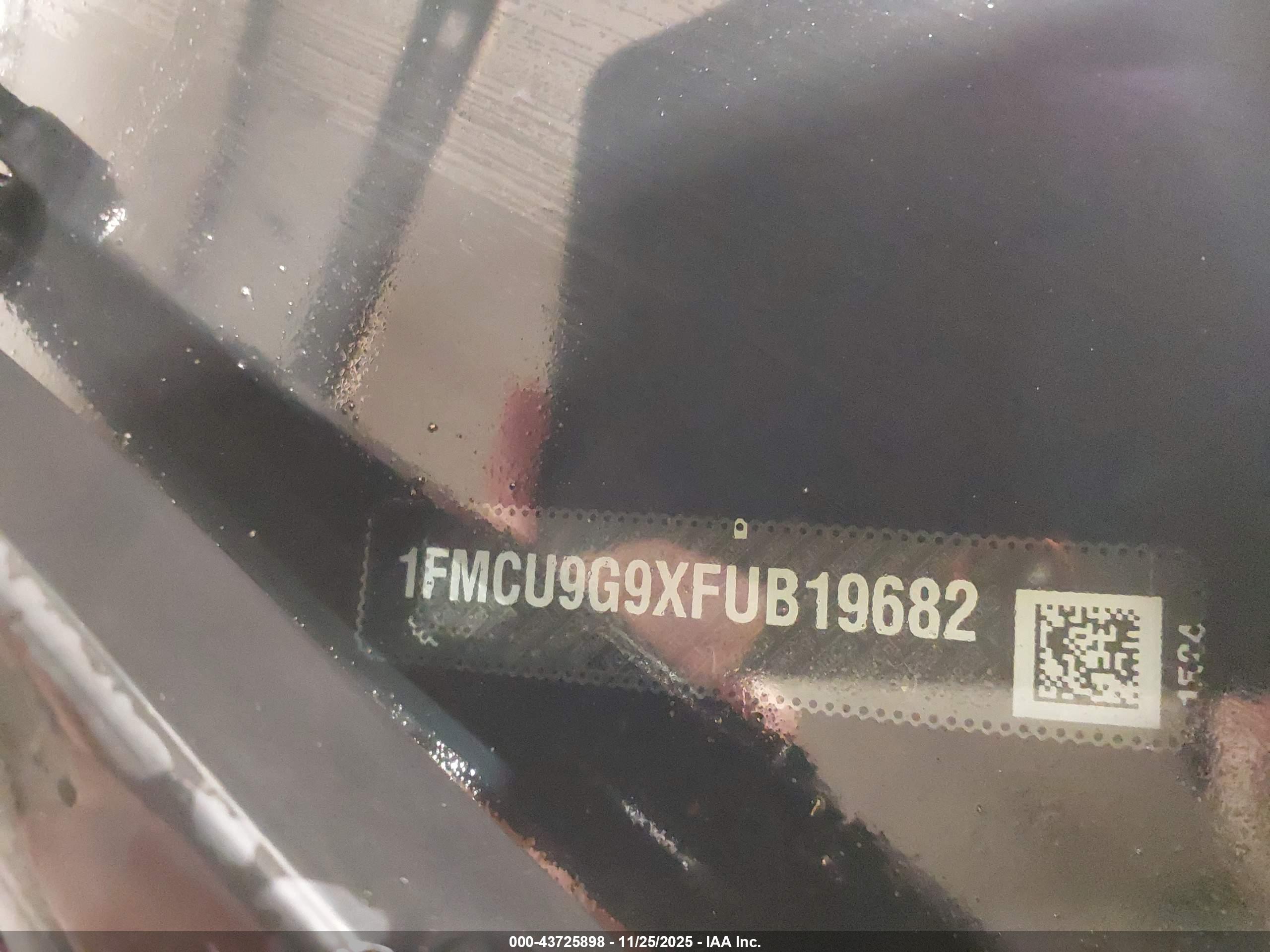 FORD ESCAPE image 9