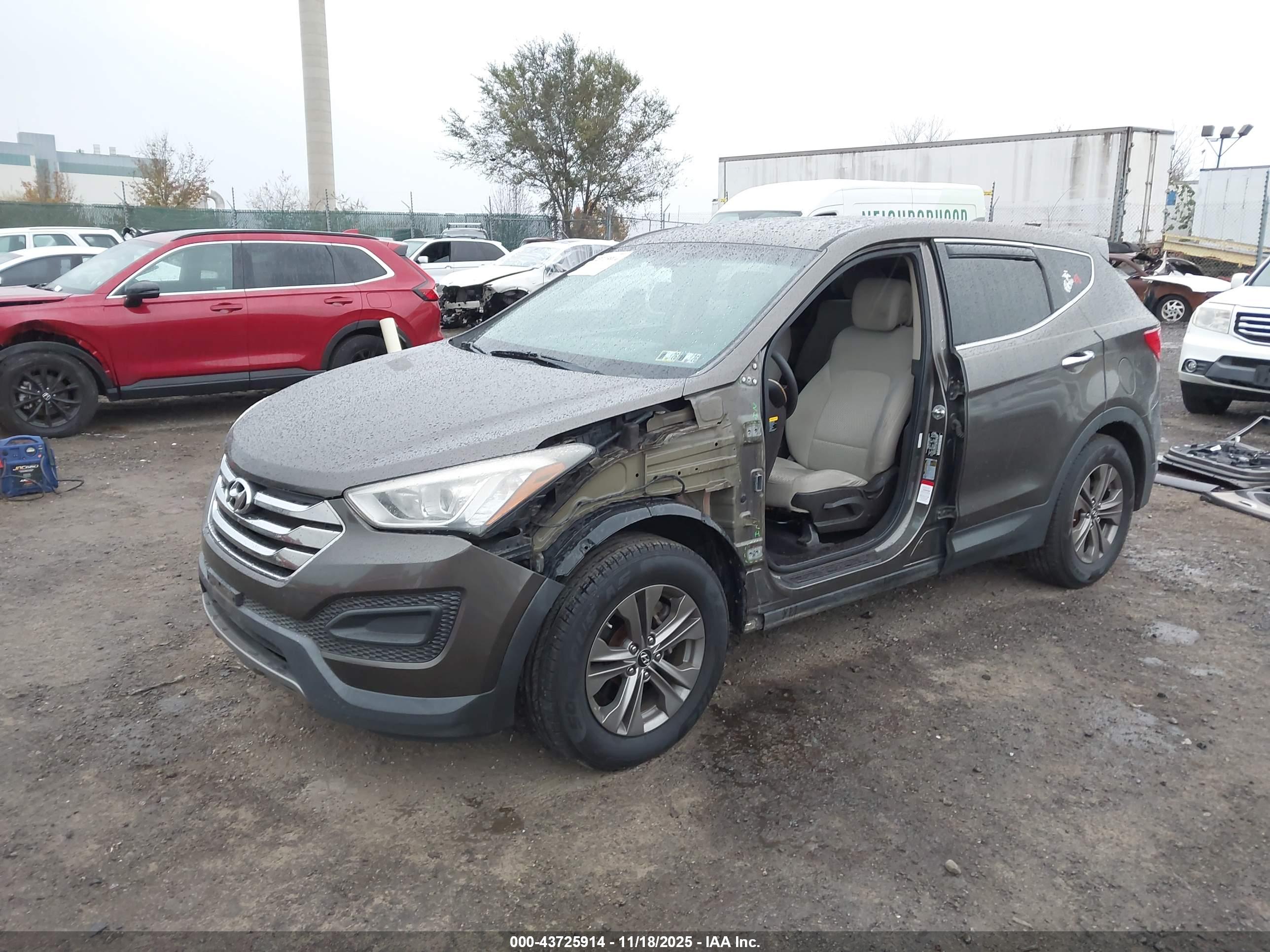 HYUNDAI SANTA image 2