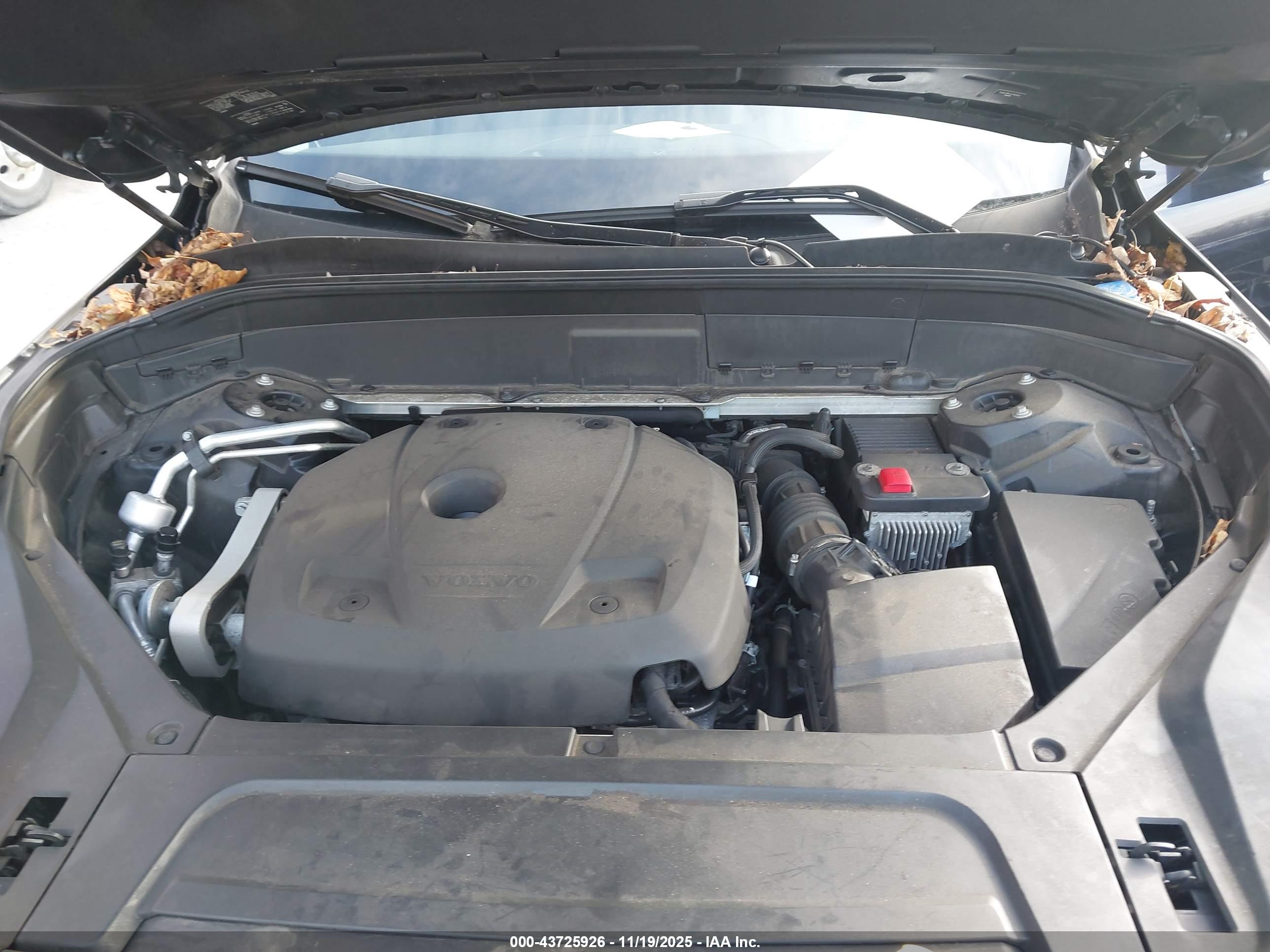 VOLVO XC90 image 10