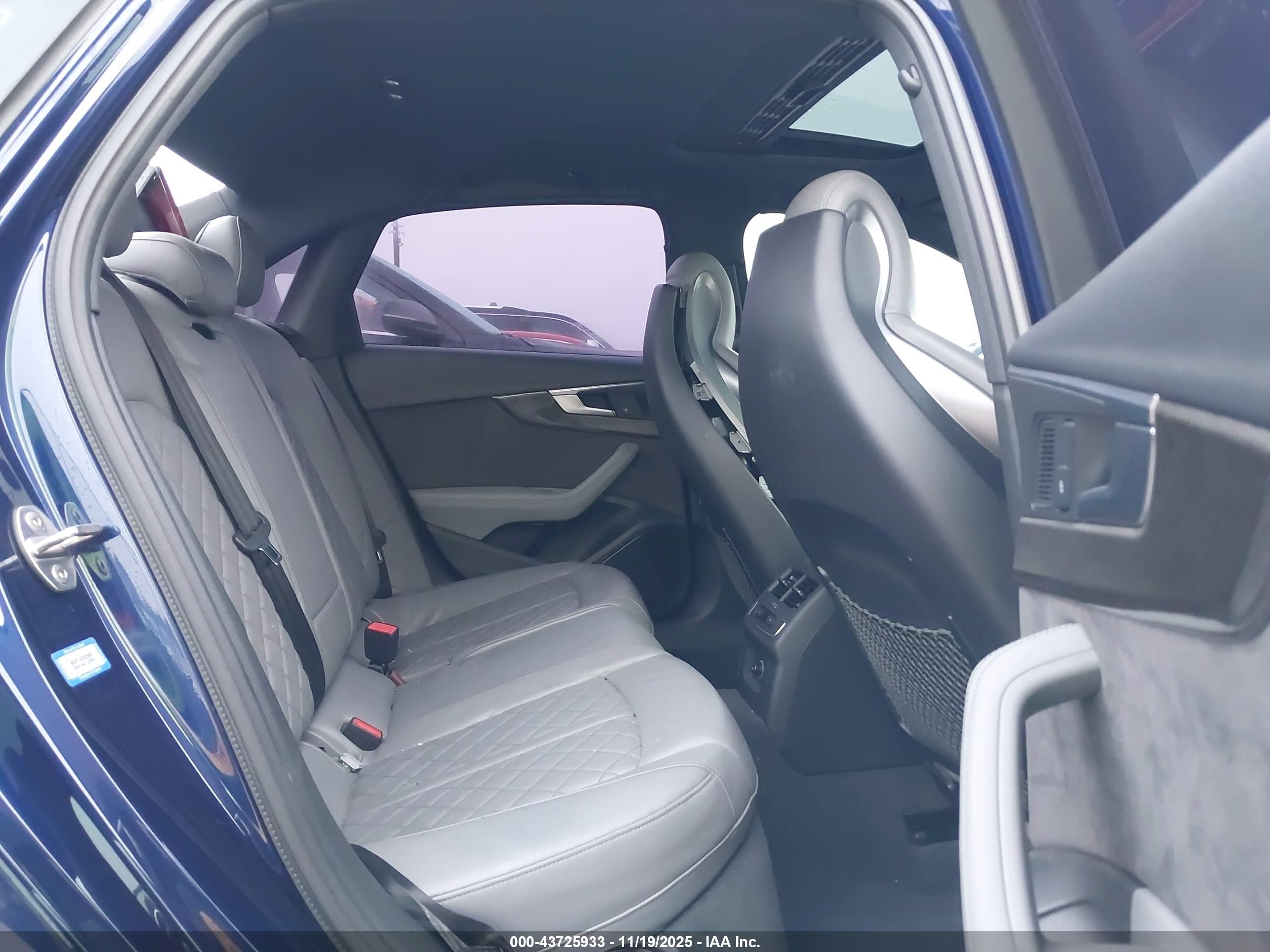 AUDI S4 image 8