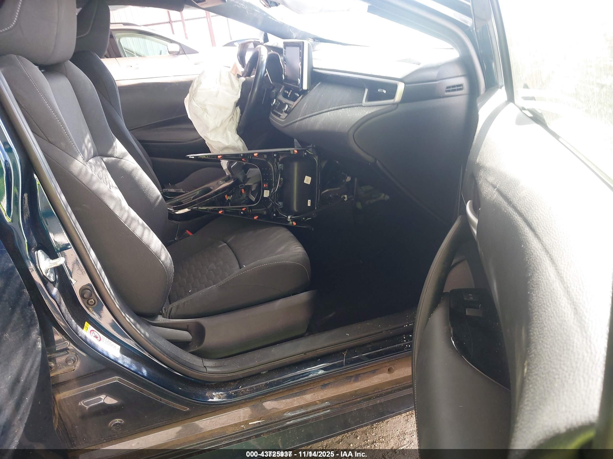 TOYOTA COROLLA image 5