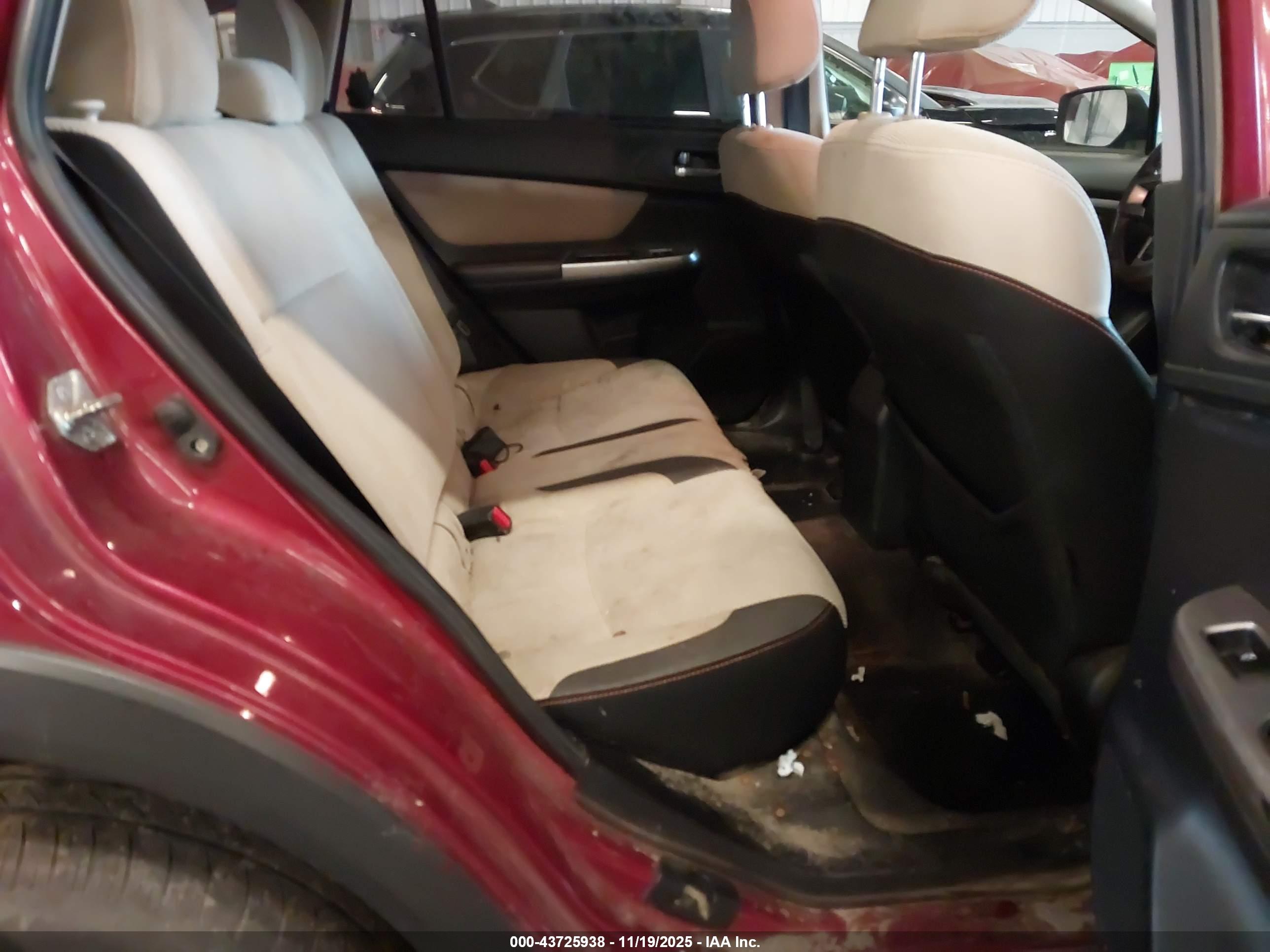 SUBARU CROSSTREK image 8