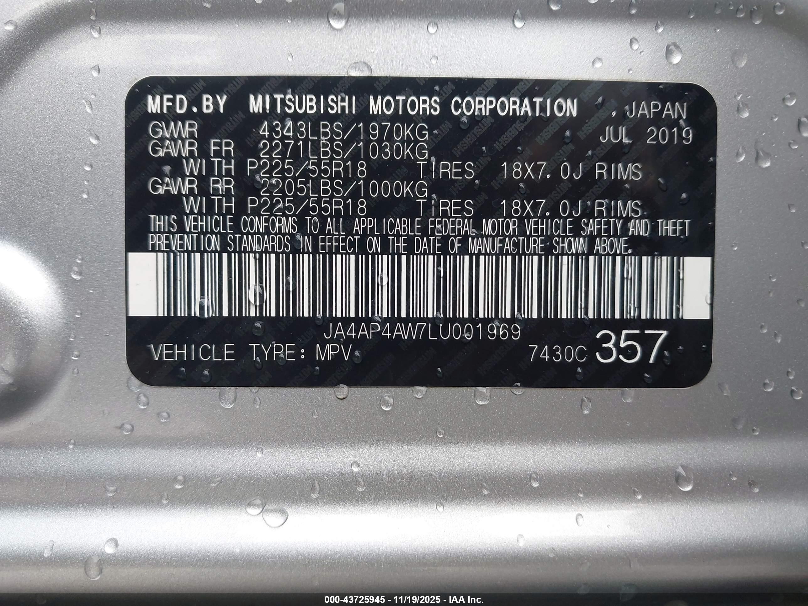MITSUBISHI OUTLANDER image 9