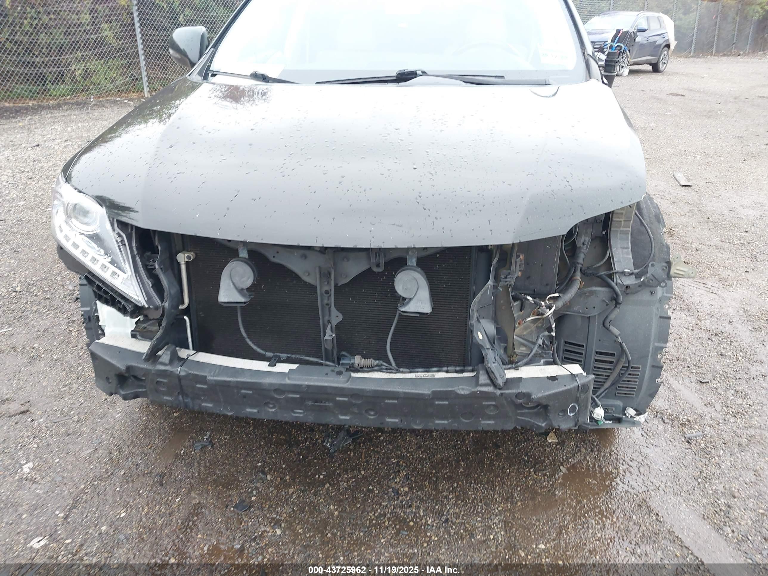 LEXUS RX image 6