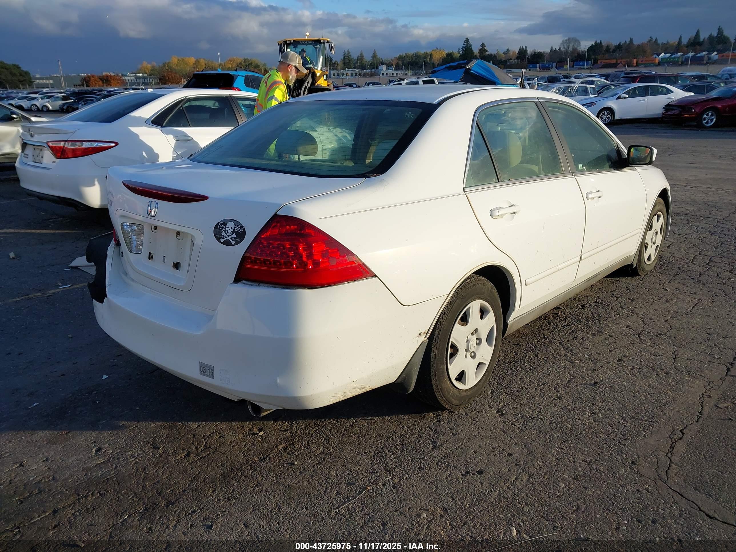 HONDA ACCORD image 4