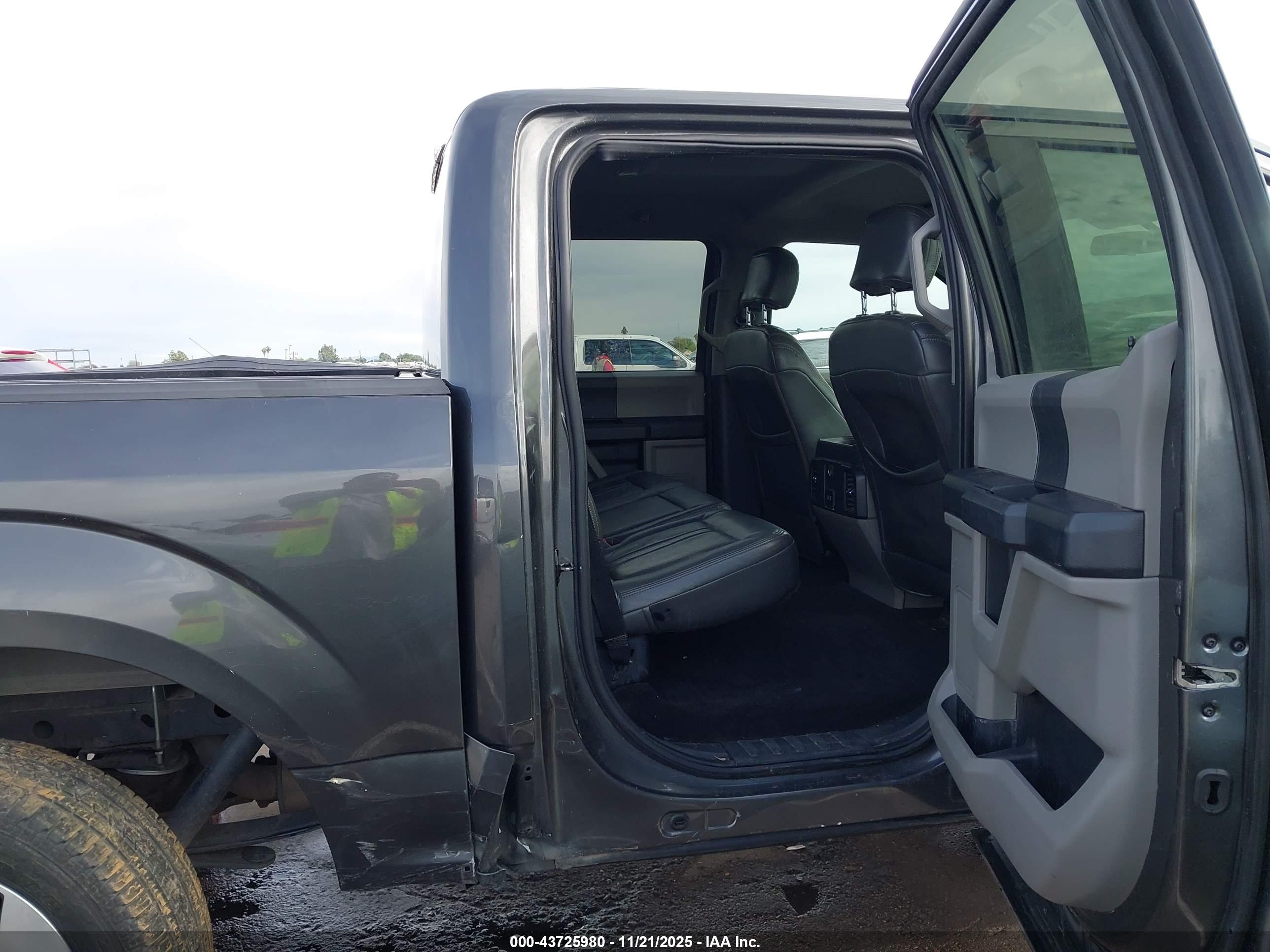 FORD F-150 image 8