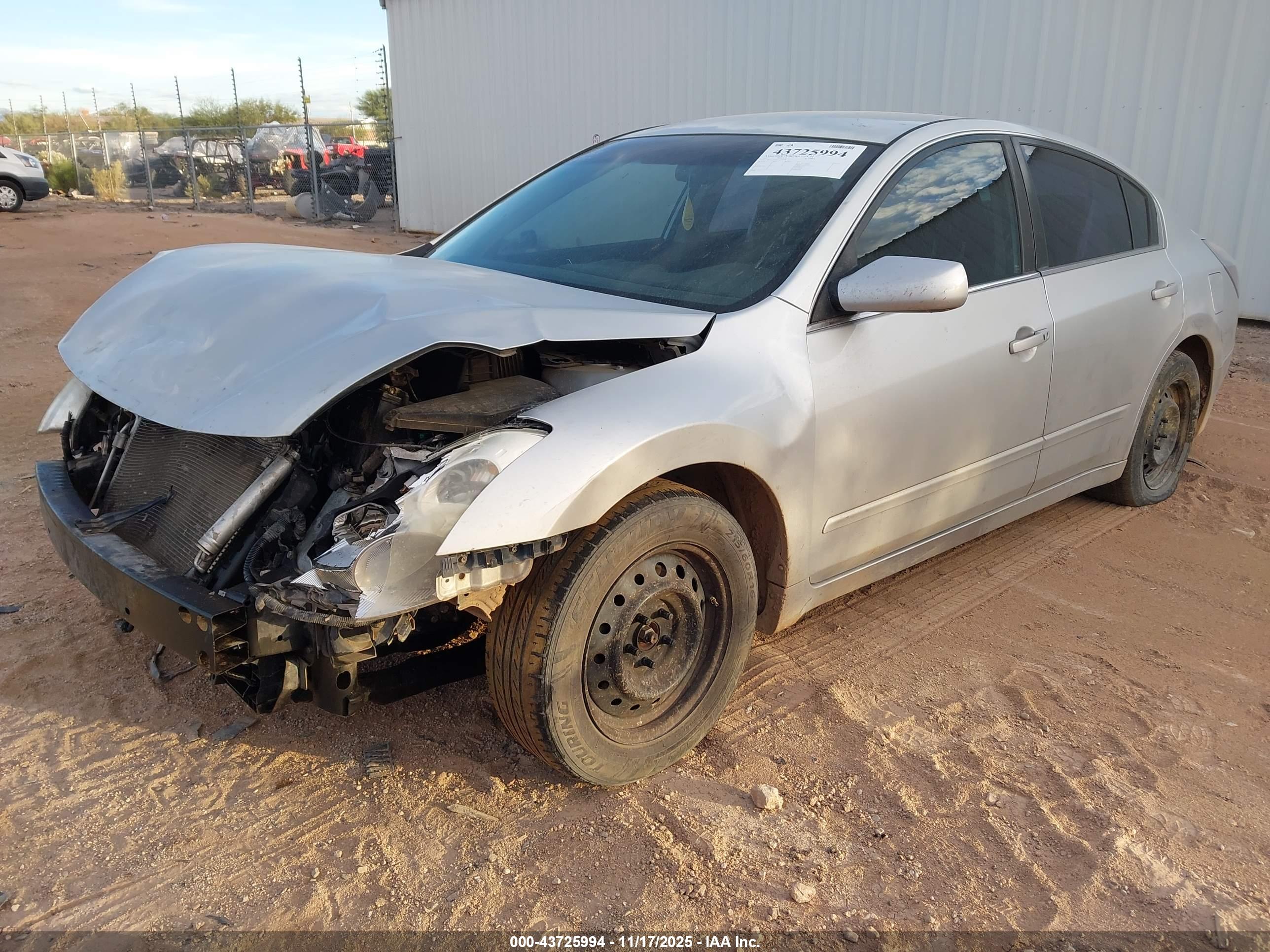 NISSAN ALTIMA image 2