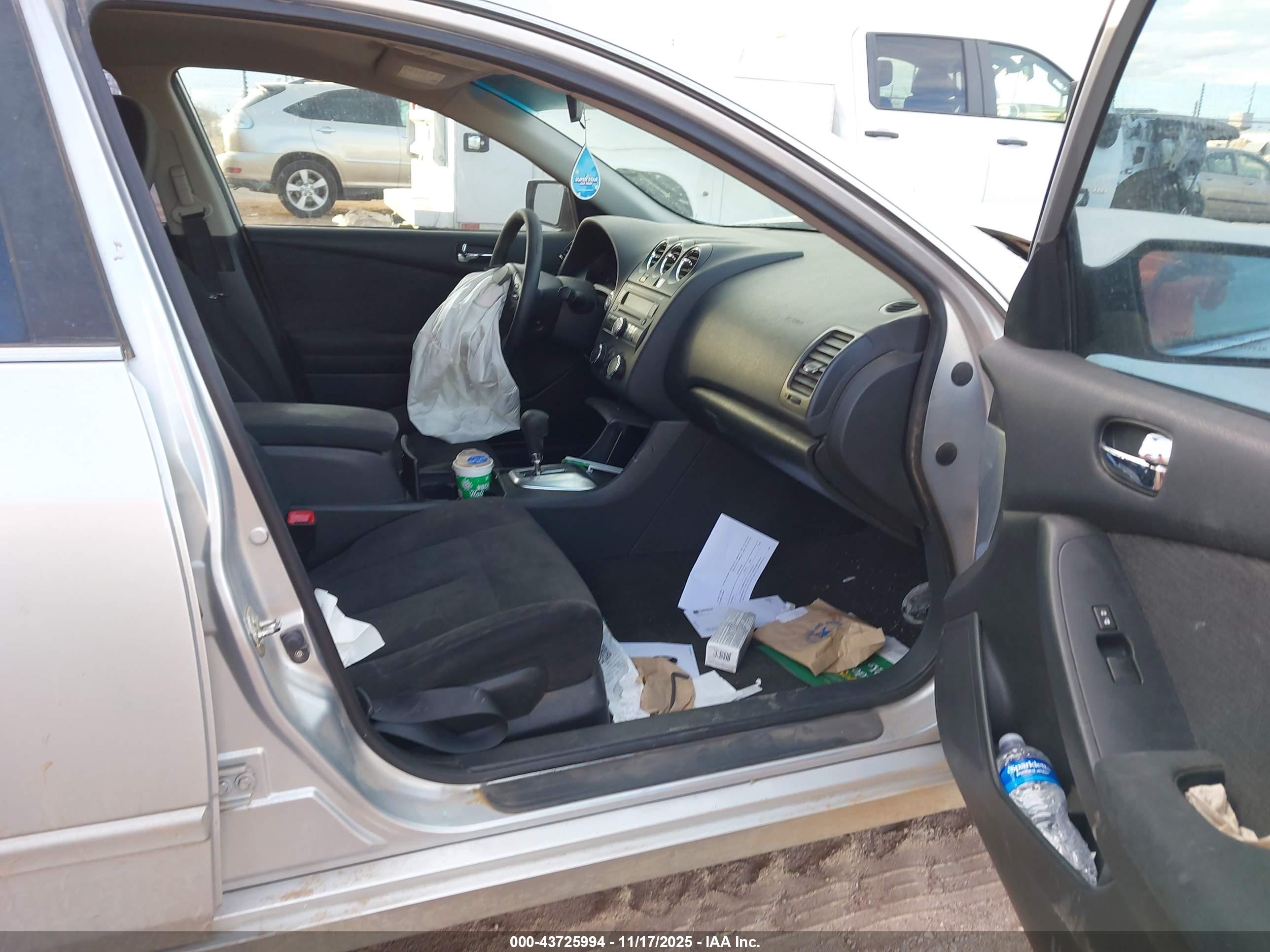 NISSAN ALTIMA image 5