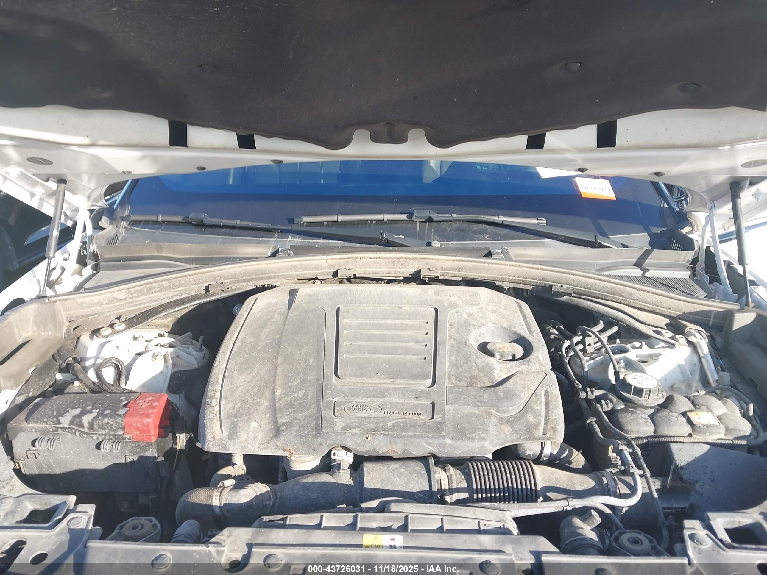 LAND ROVER image 10
