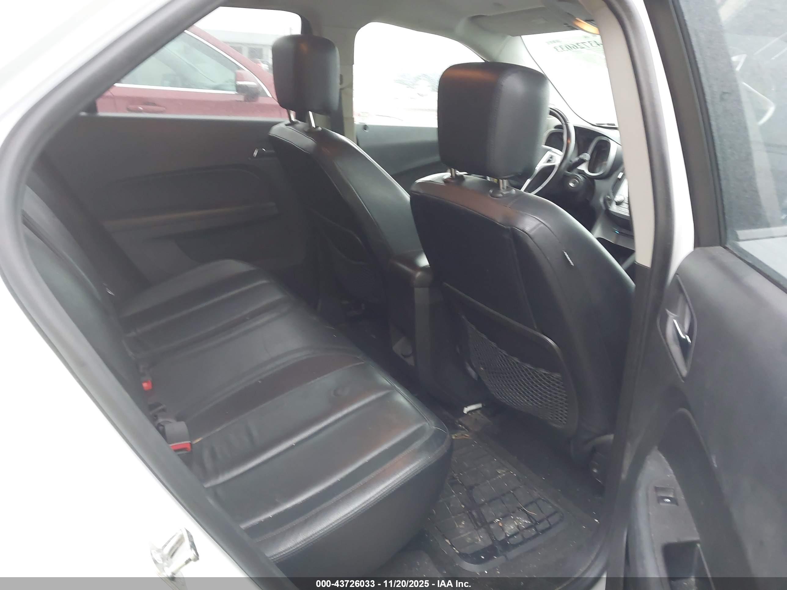 CHEVROLET EQUINOX image 8