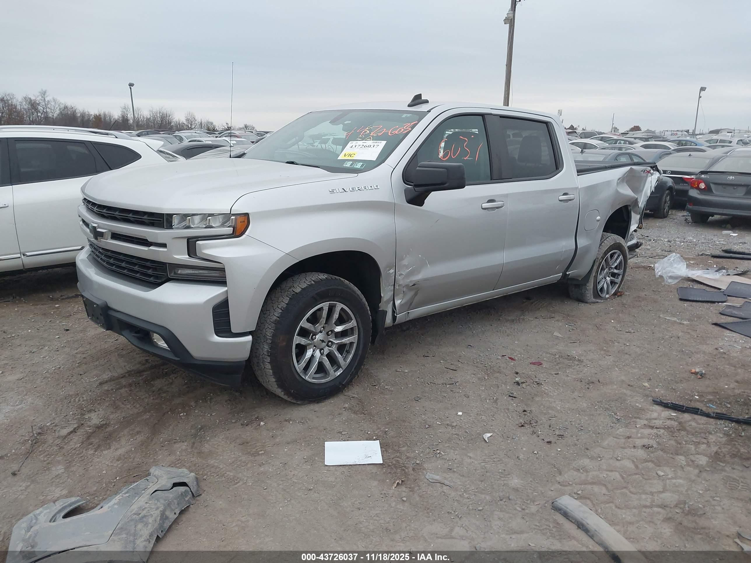 CHEVROLET SILVERADO image 2
