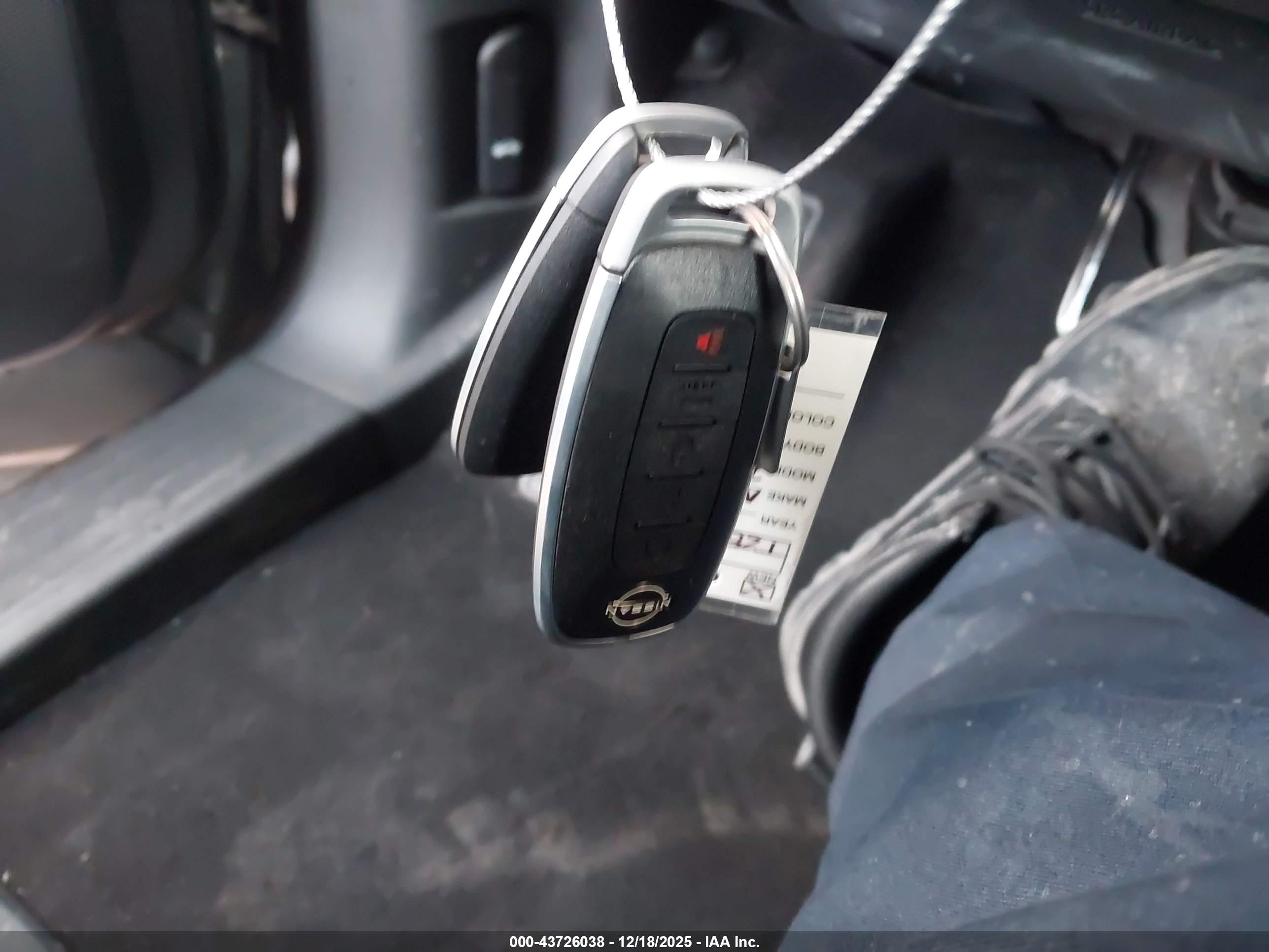 NISSAN PATHFINDER image 11