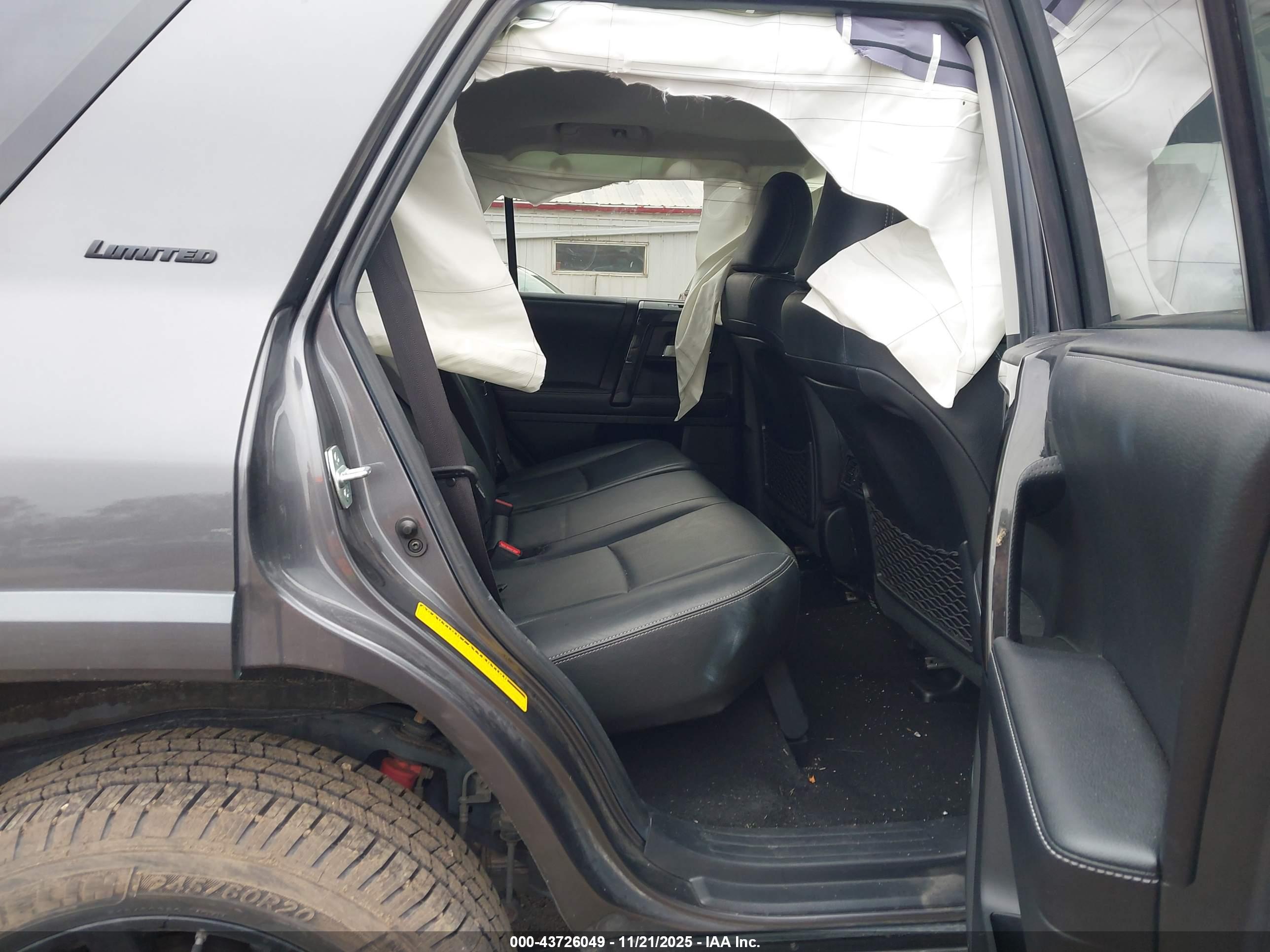 TOYOTA 4RUNNER image 8