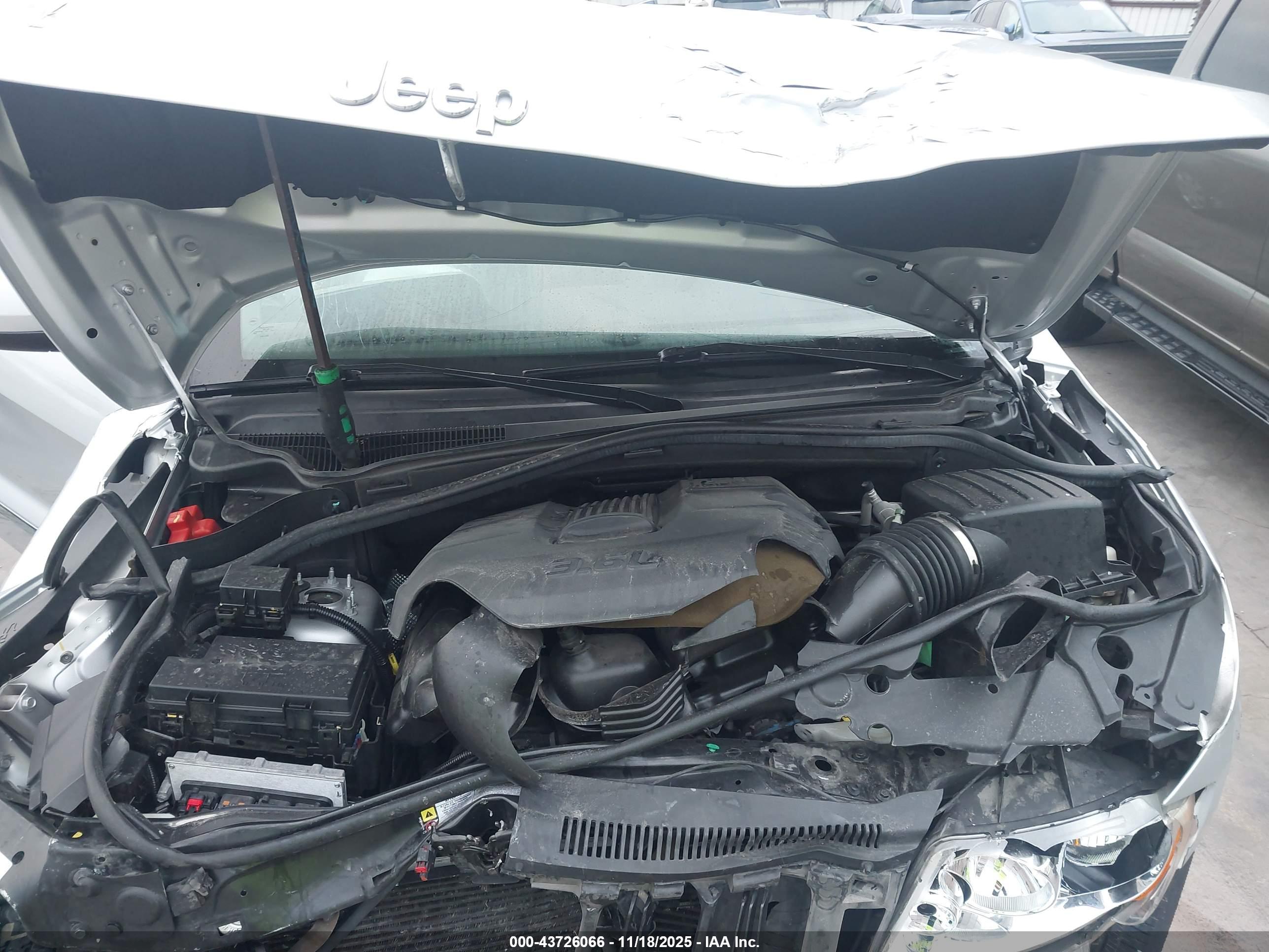 JEEP GRAND image 10