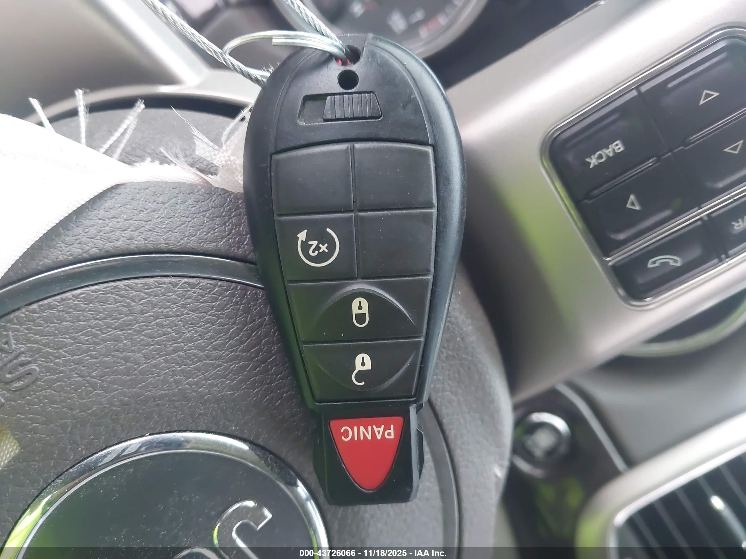 JEEP GRAND image 11