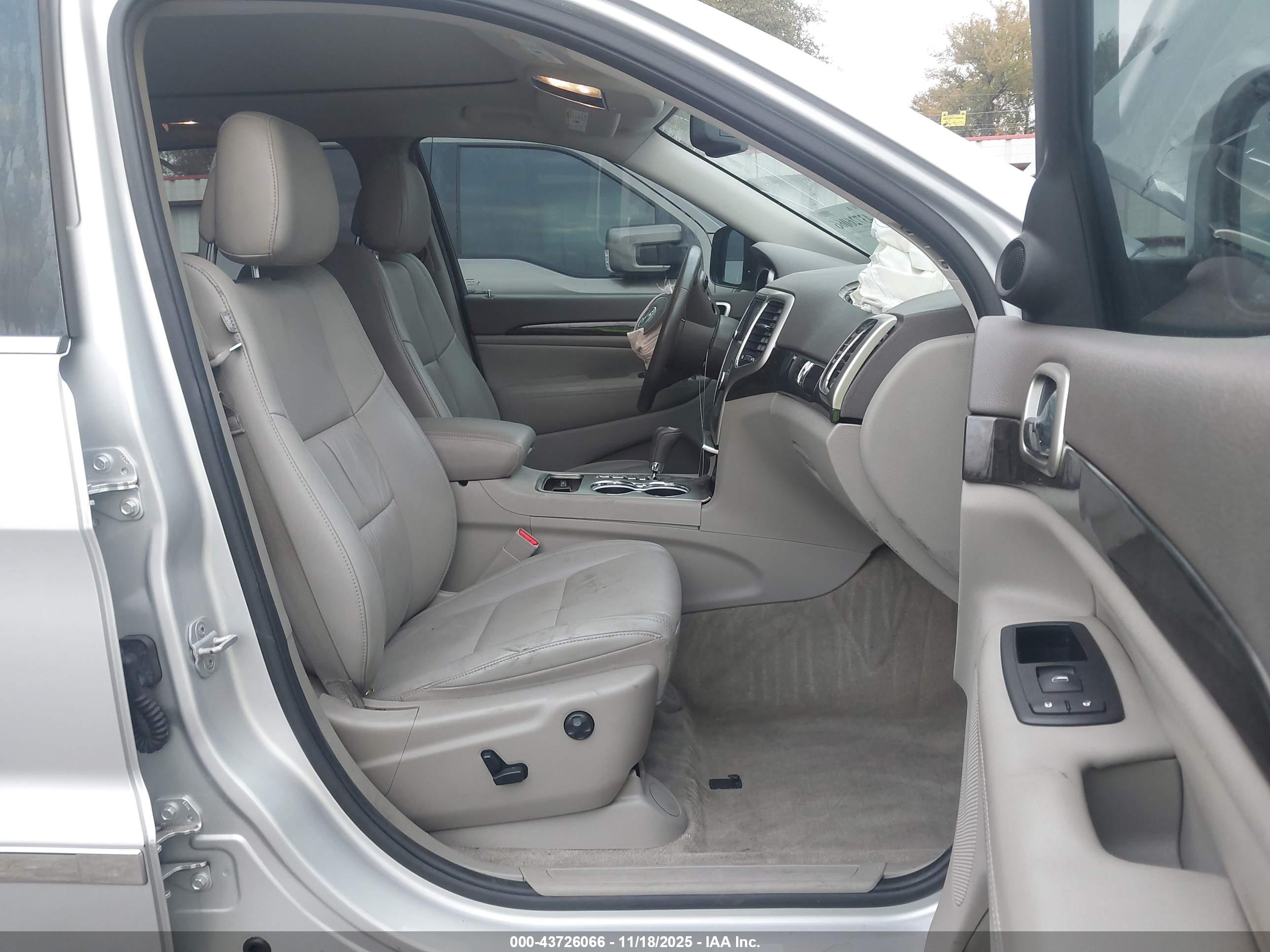 JEEP GRAND image 5