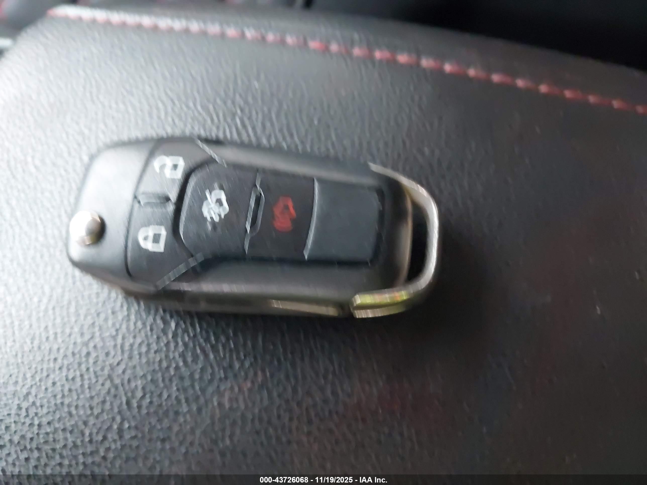 FORD FUSION image 11
