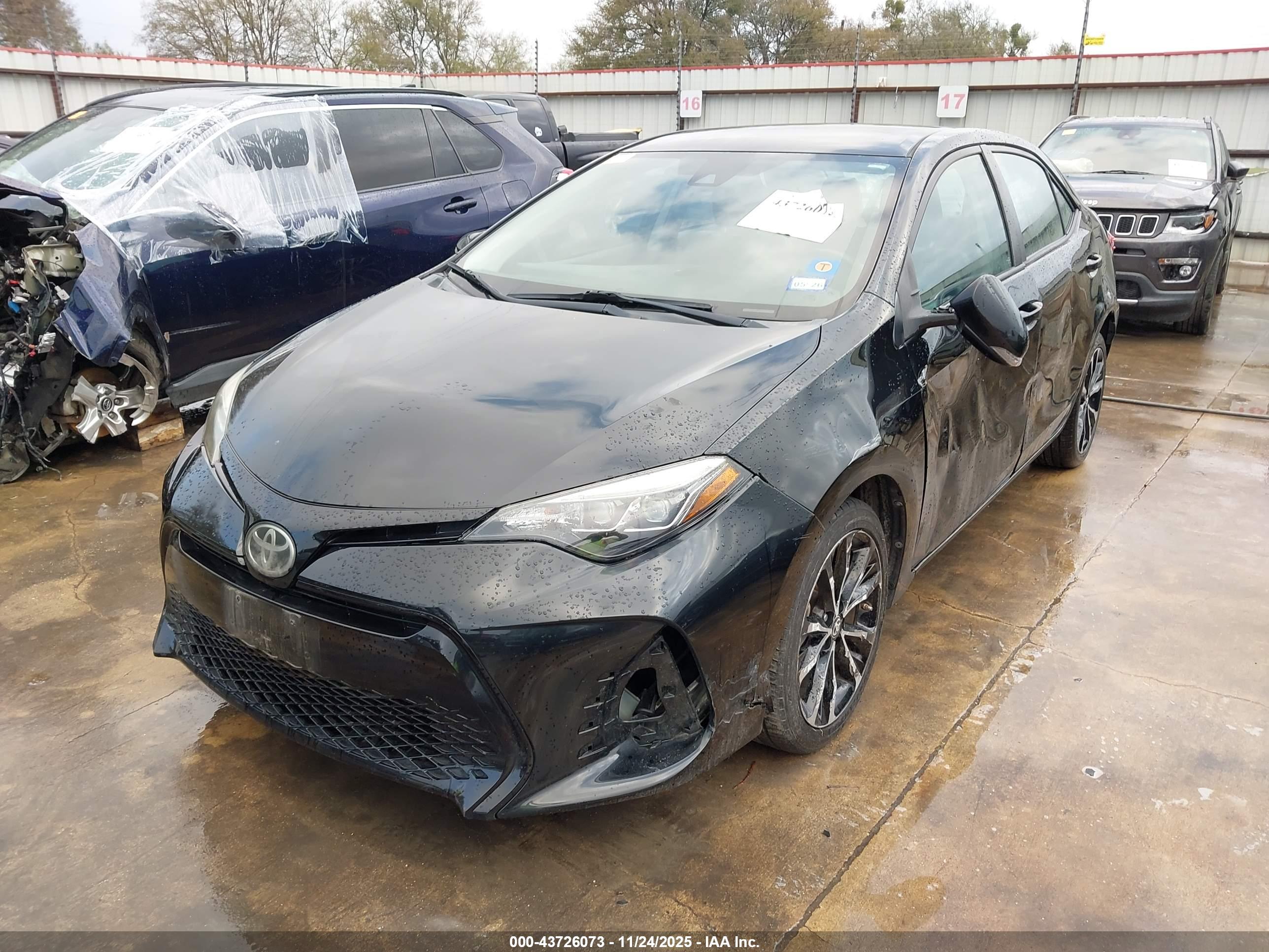 TOYOTA COROLLA image 2