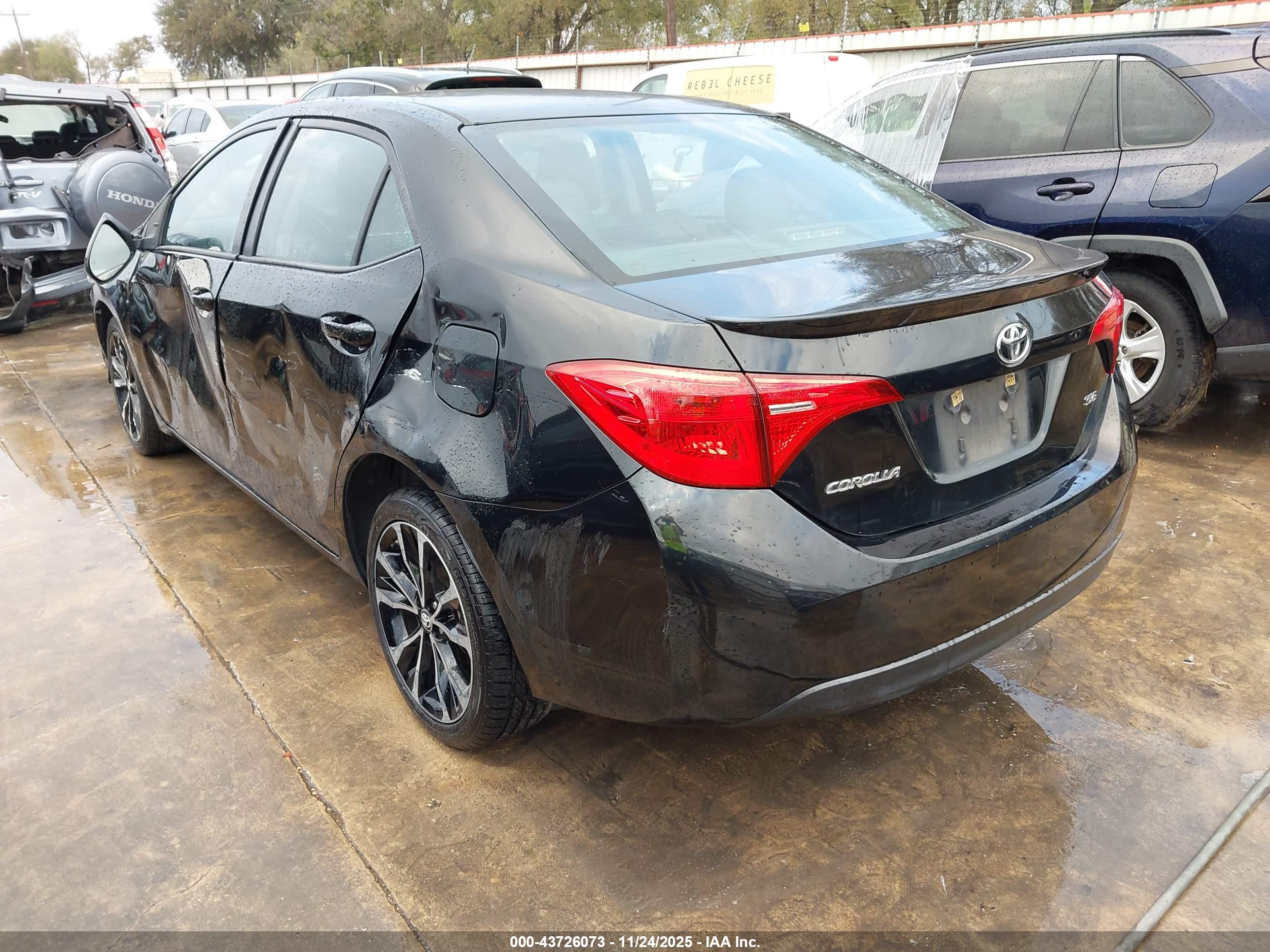TOYOTA COROLLA image 3