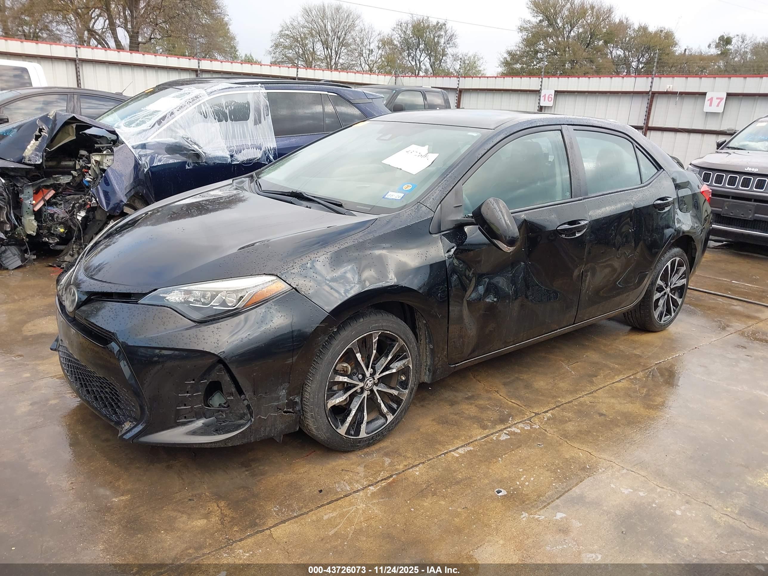 TOYOTA COROLLA image 6