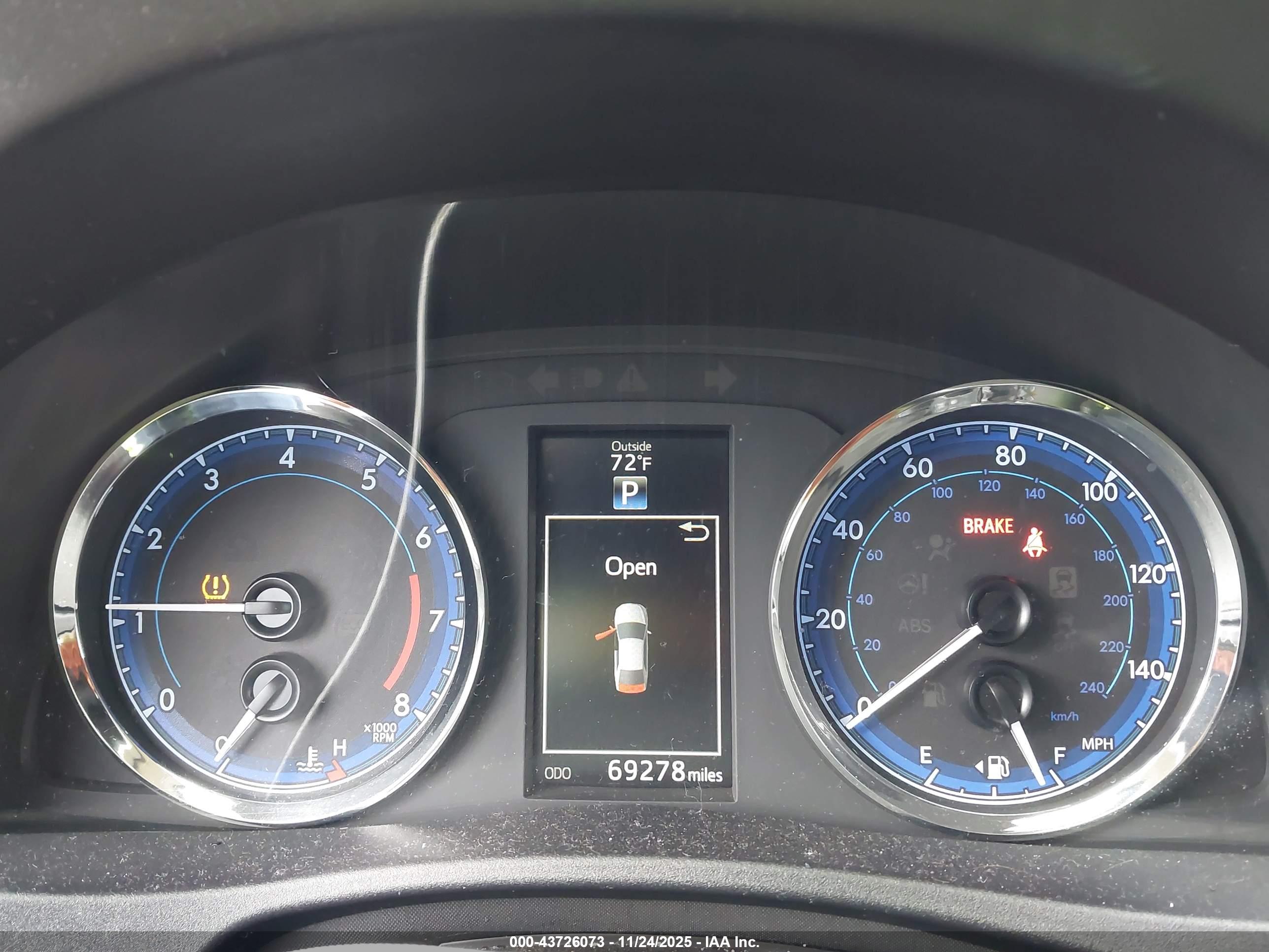 TOYOTA COROLLA image 7