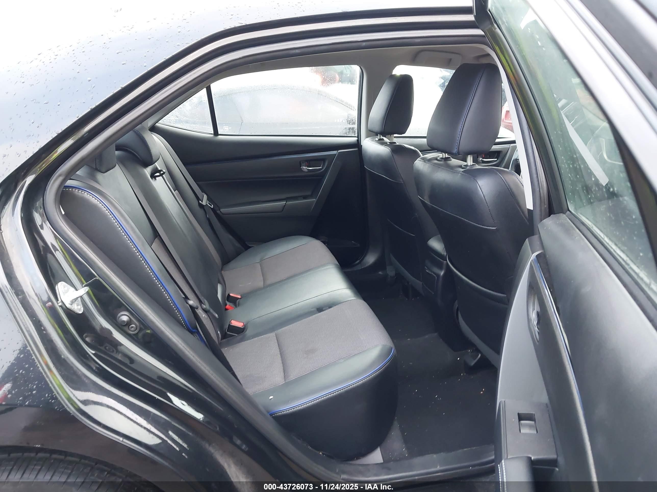 TOYOTA COROLLA image 8