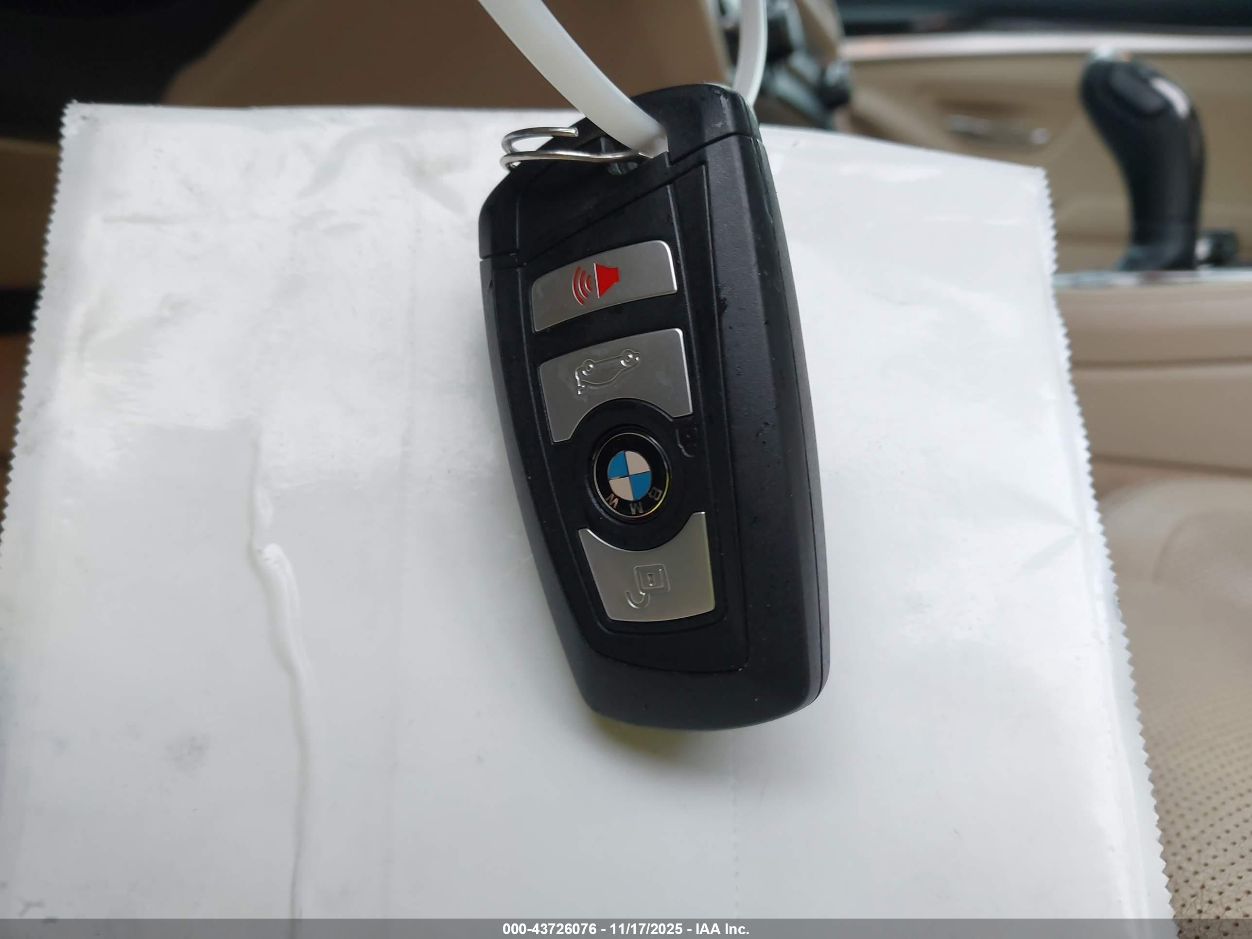 BMW 550I image 11
