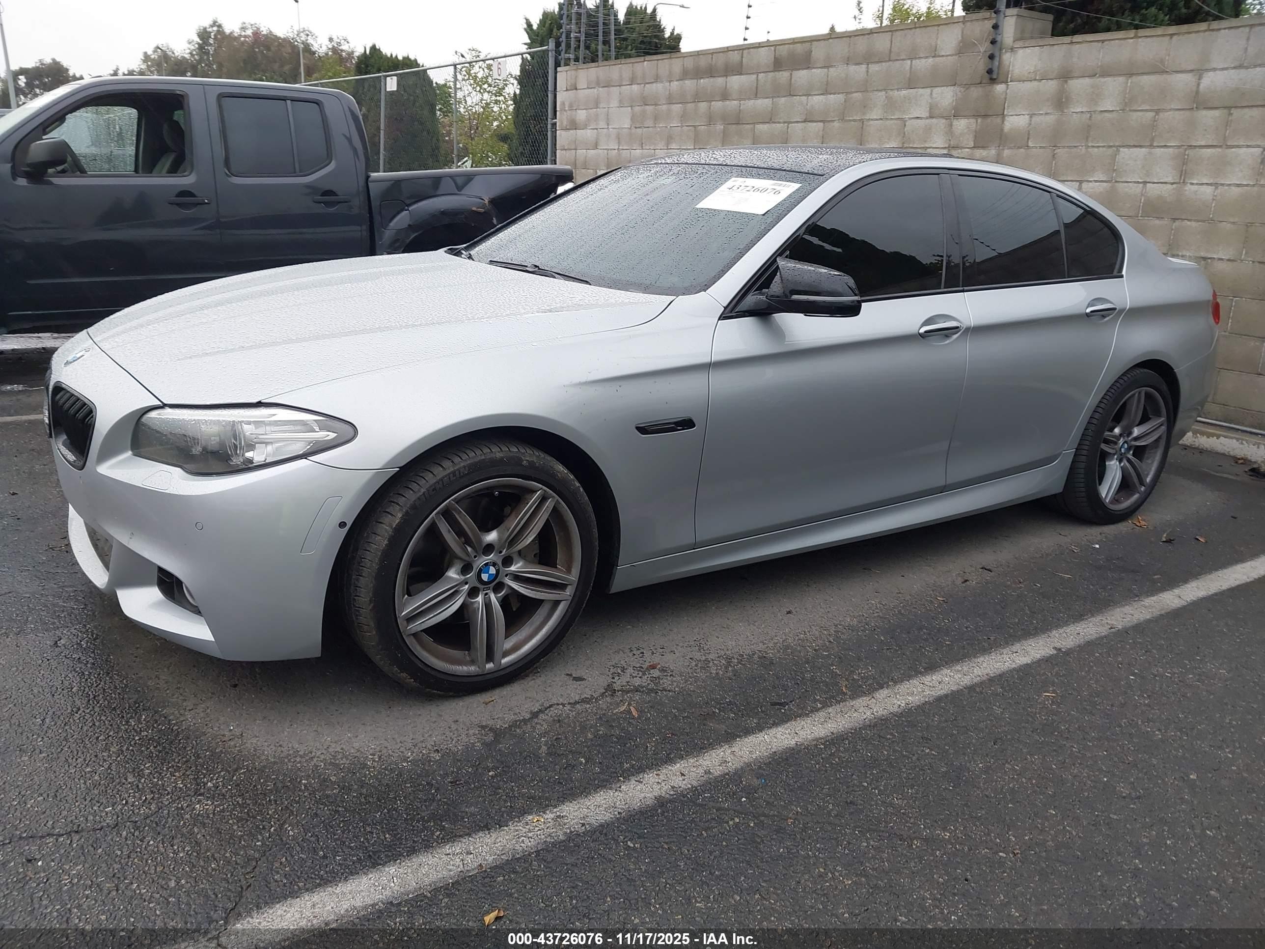 BMW 550I image 2