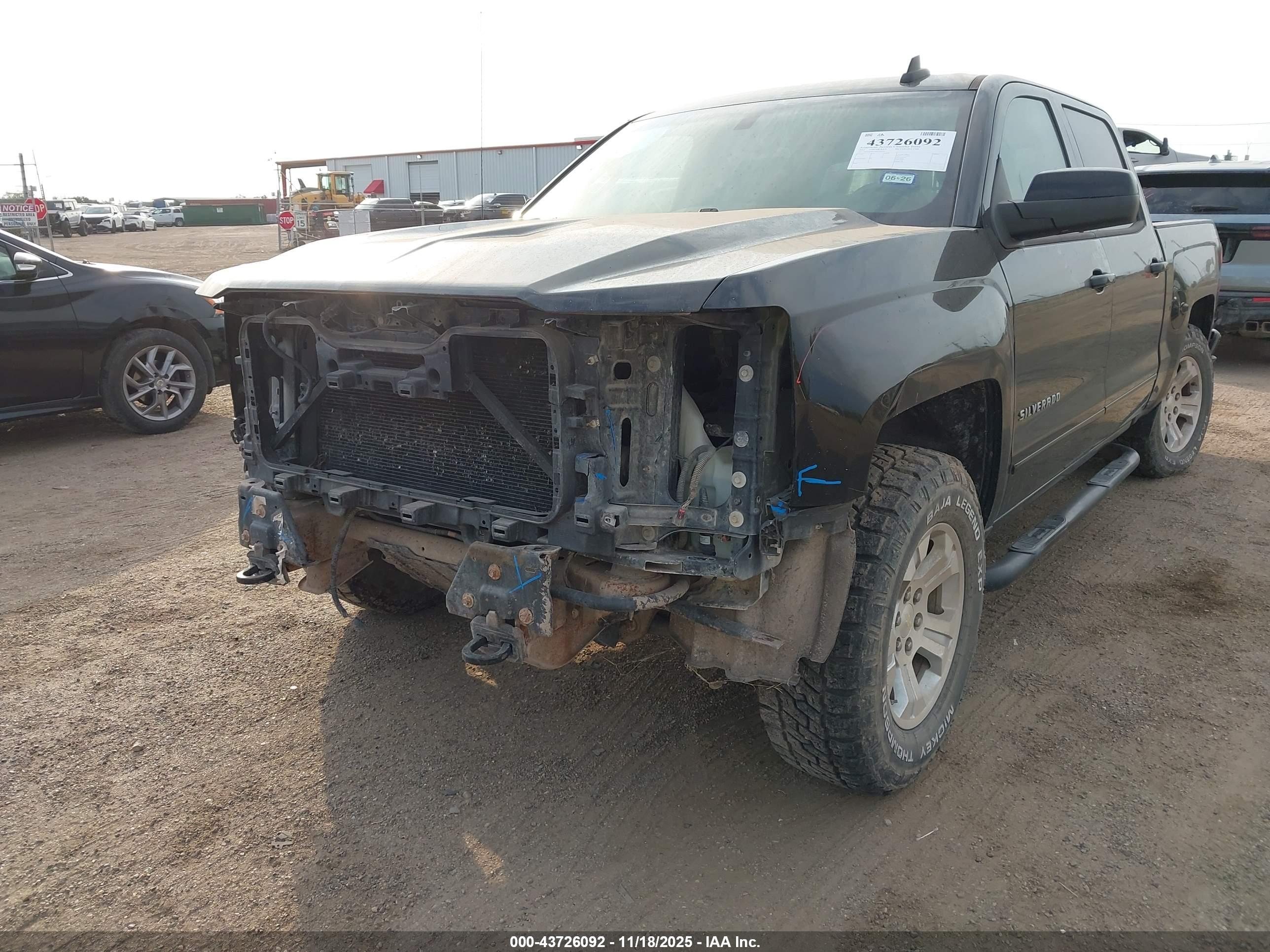 CHEVROLET SILVERADO image 6