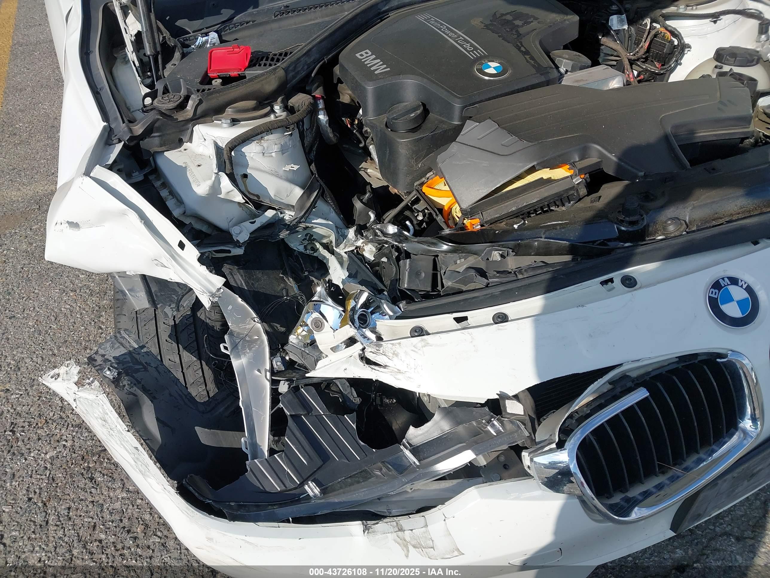 BMW 320I image 6