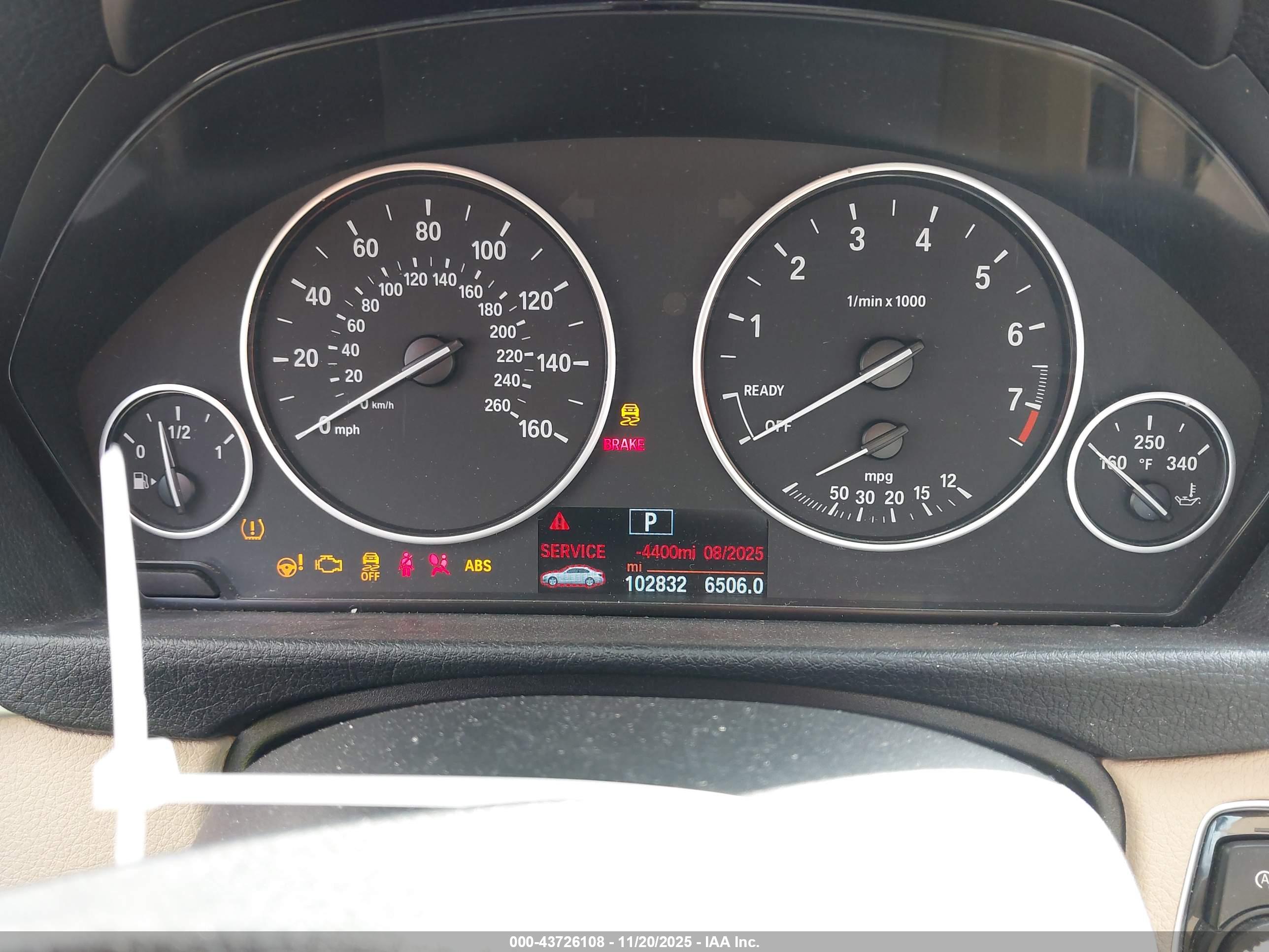 BMW 320I image 7