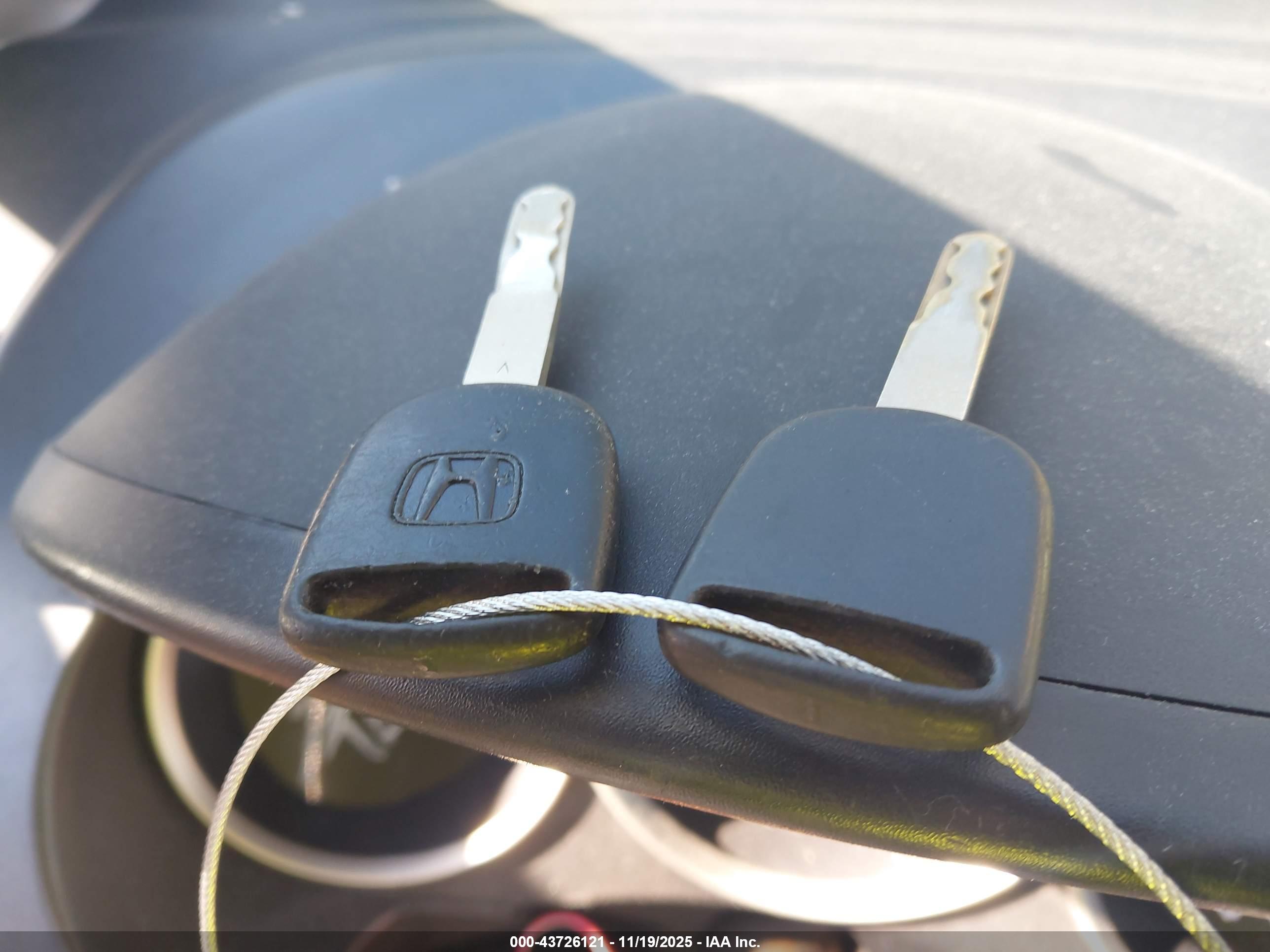 HONDA FIT image 11
