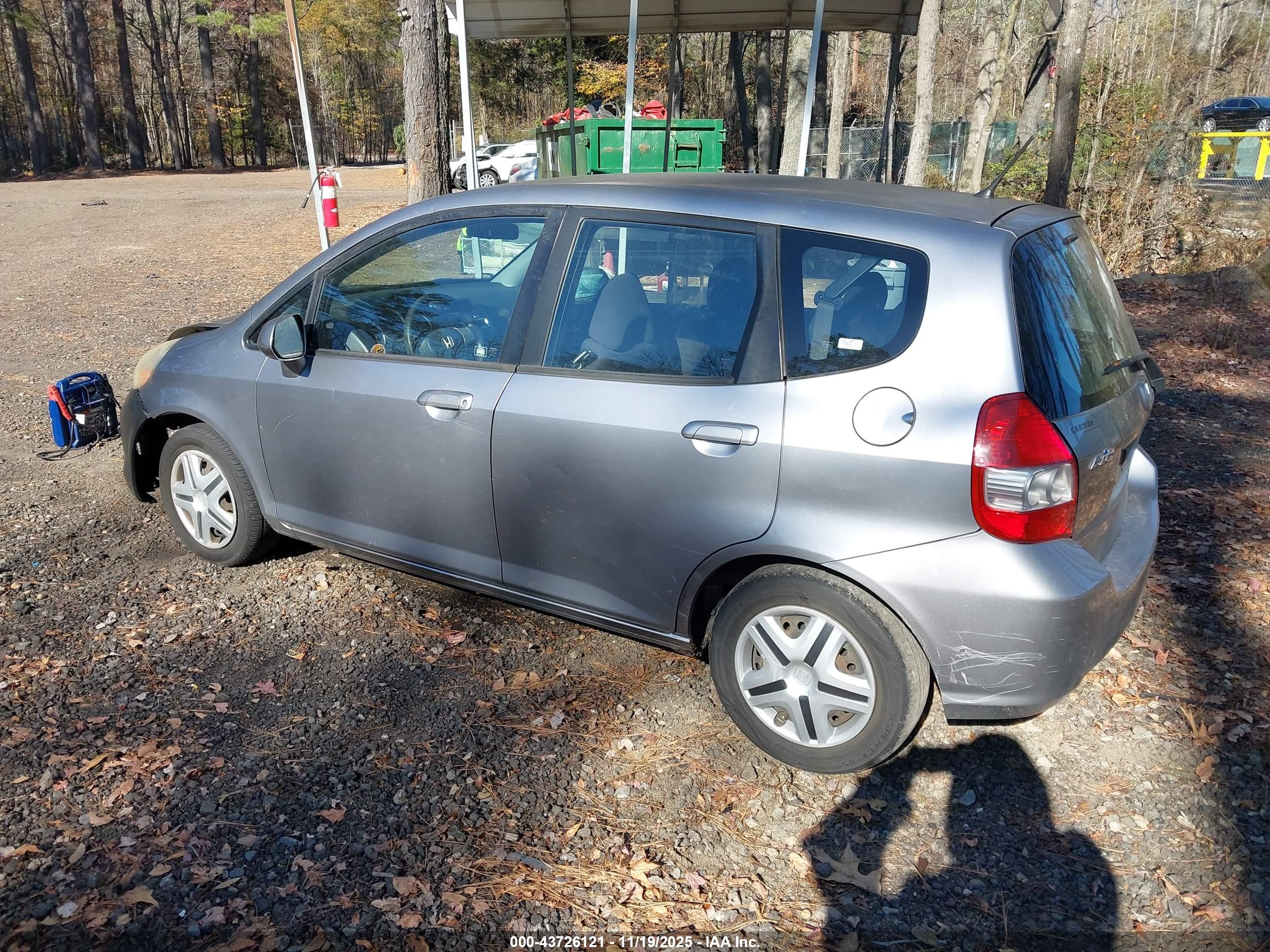 HONDA FIT image 3