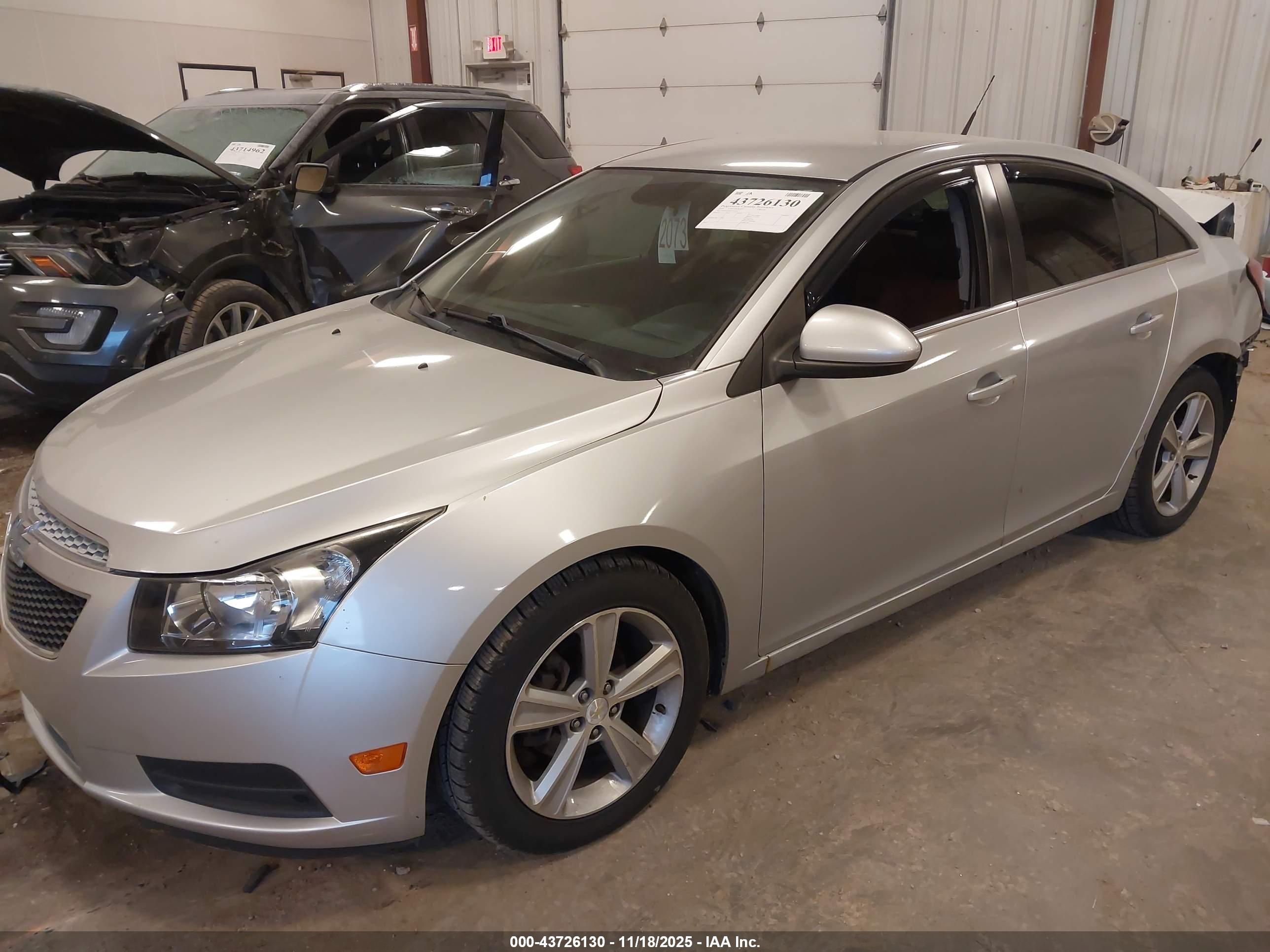 CHEVROLET CRUZE image 2