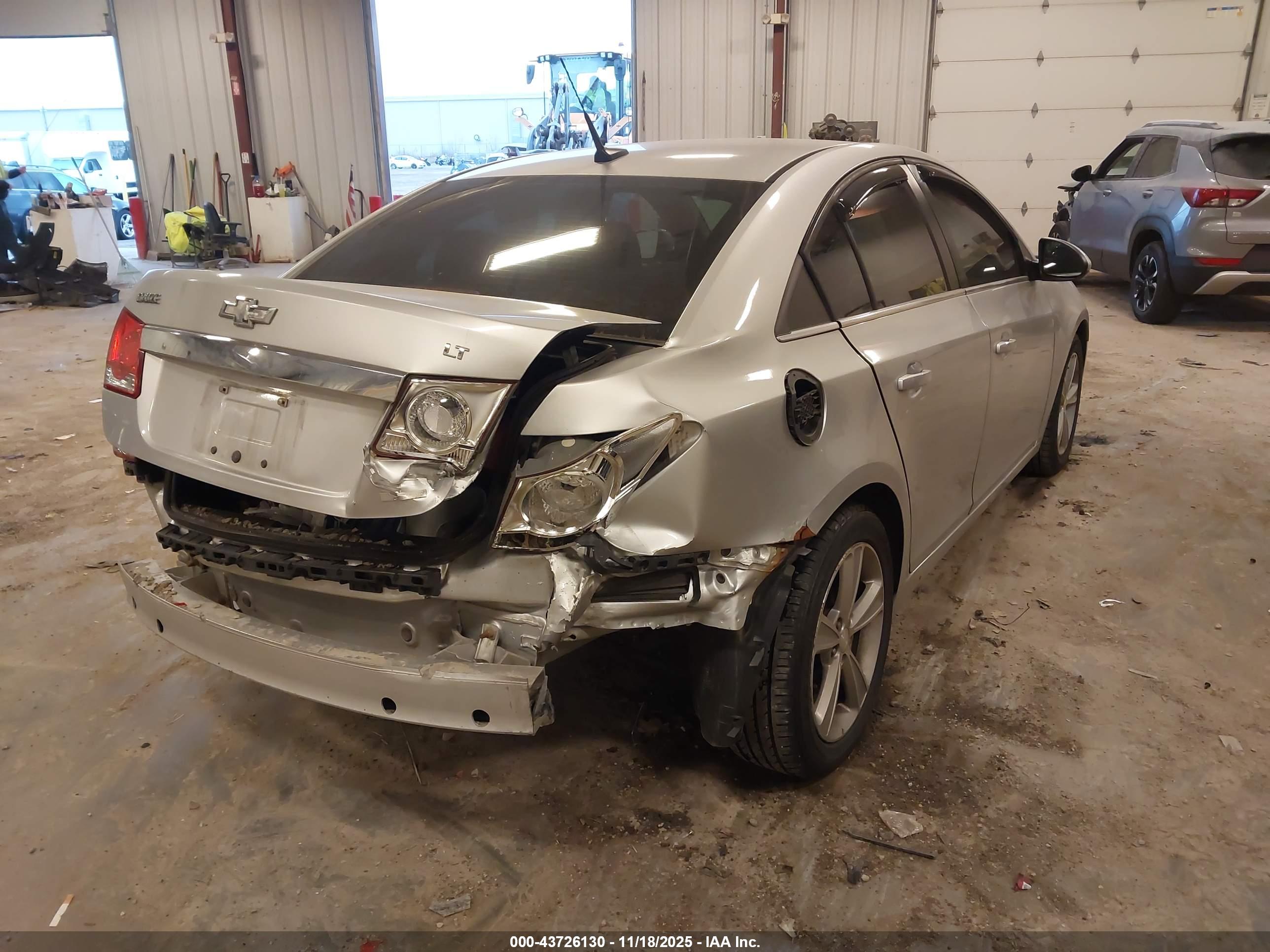 CHEVROLET CRUZE image 6