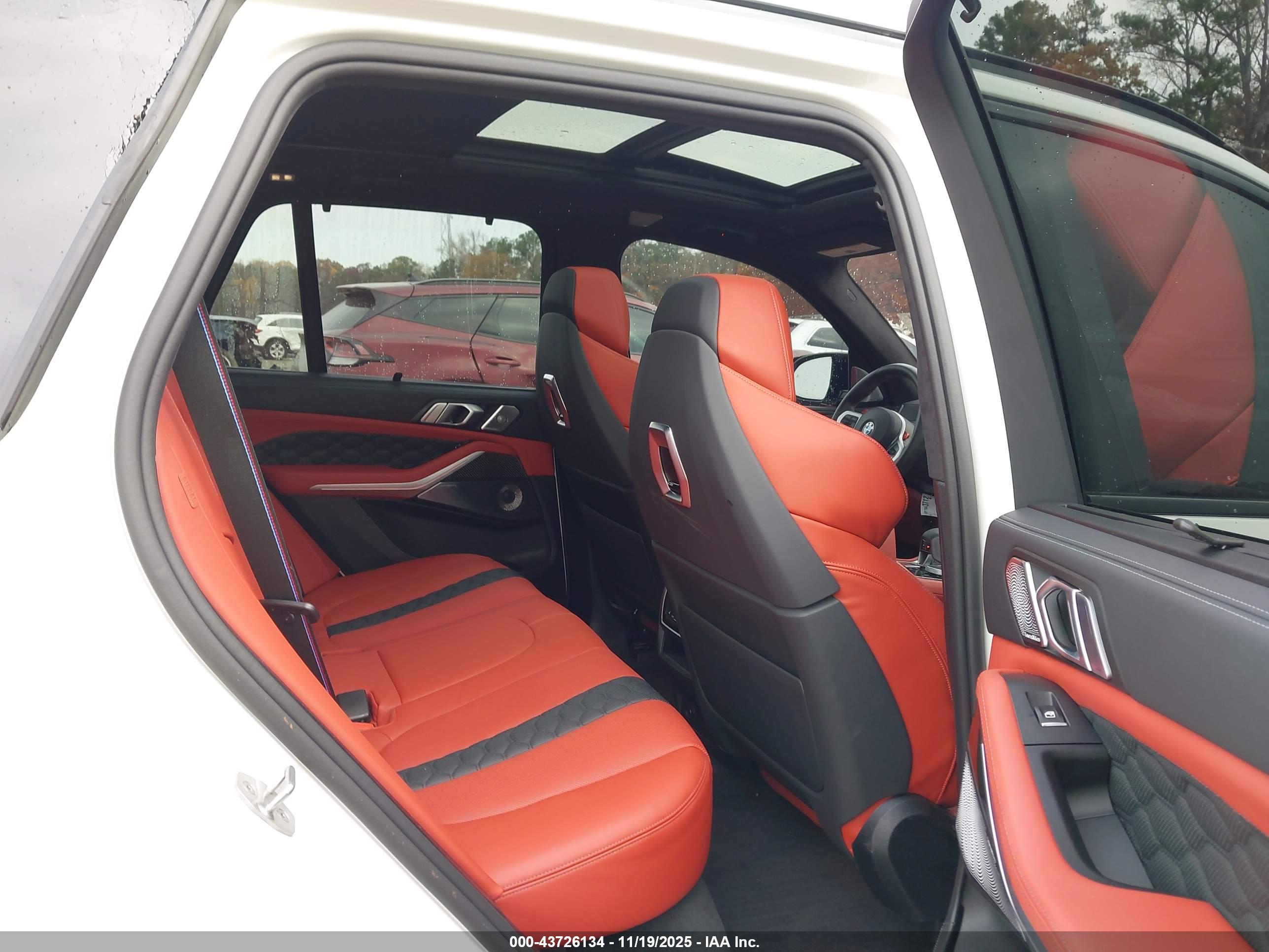 BMW X5 image 8