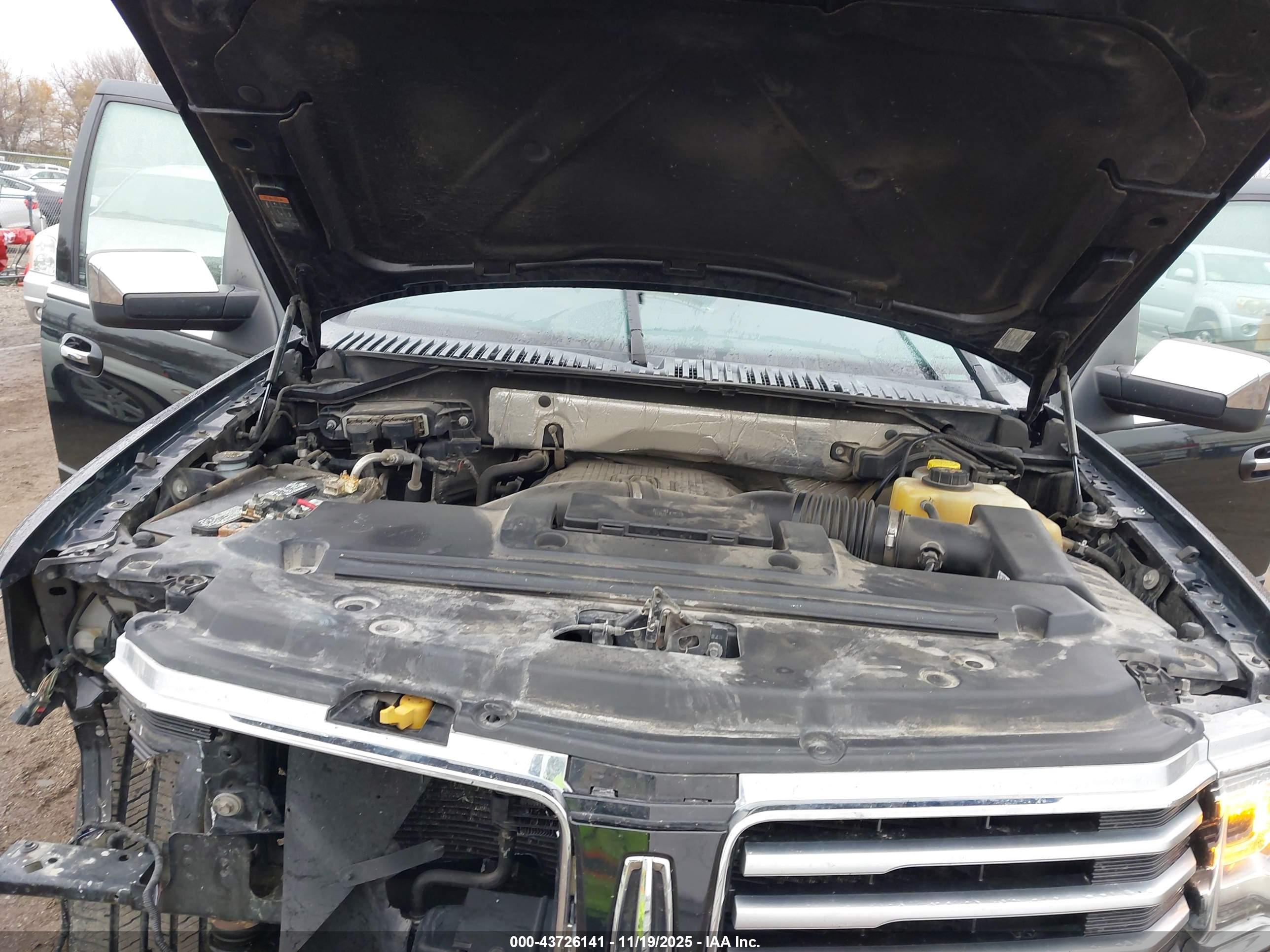 LINCOLN NAVIGATOR image 10
