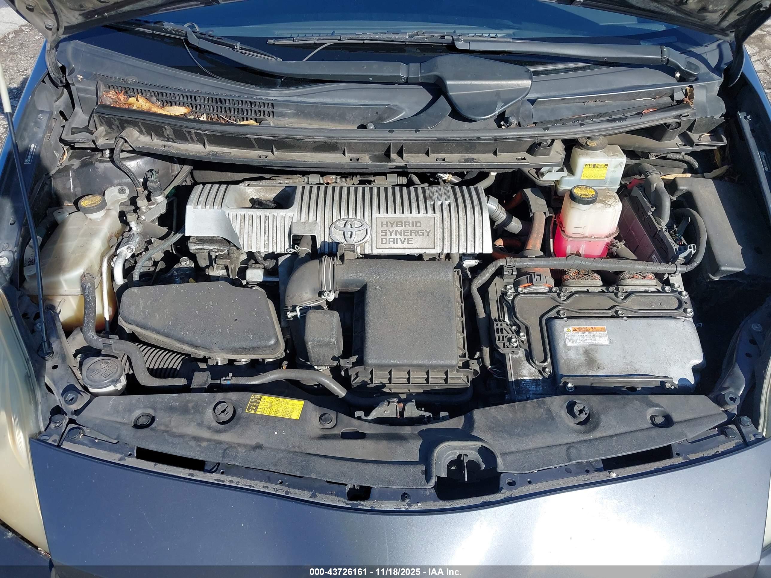 TOYOTA PRIUS image 10