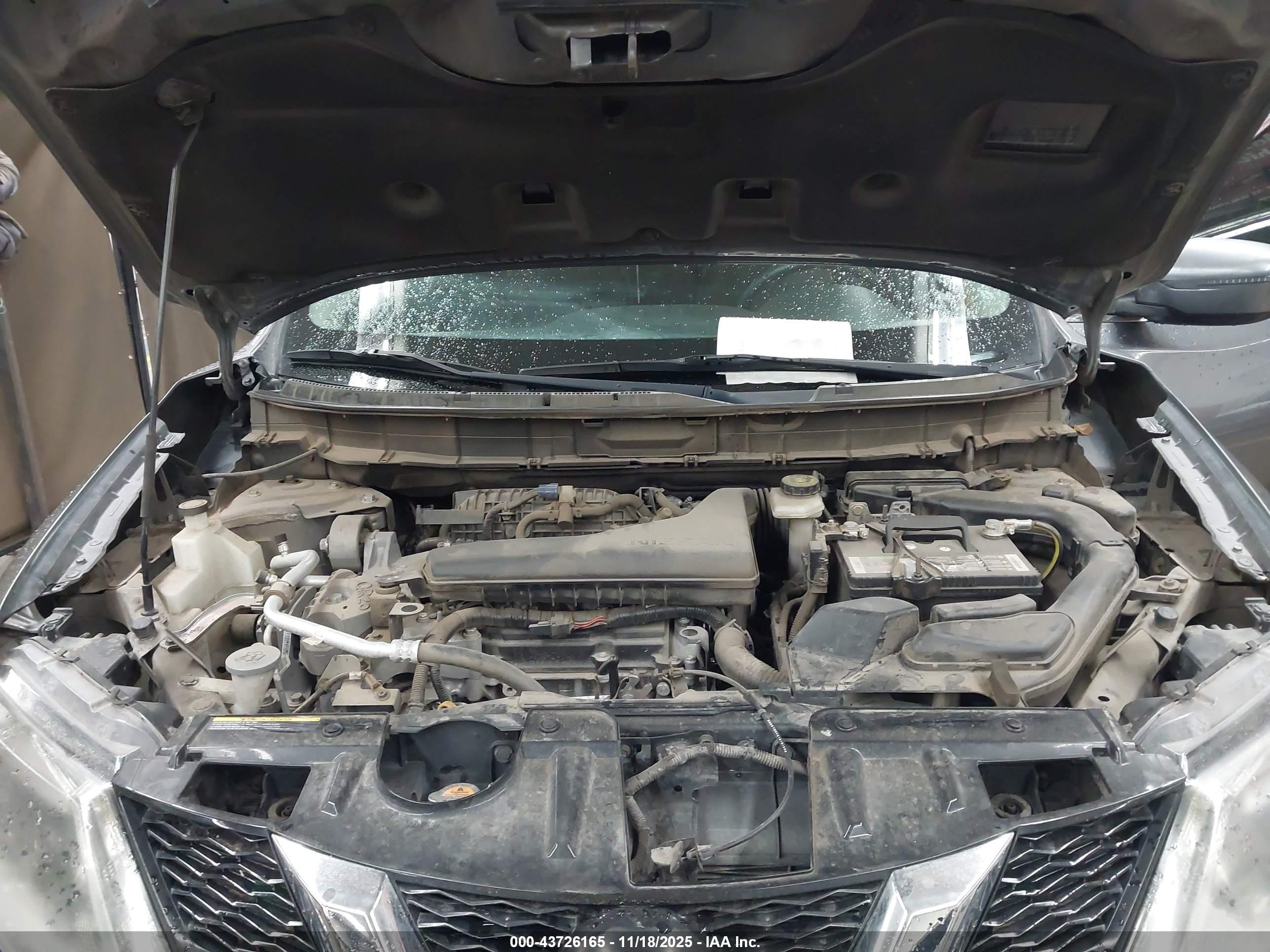 NISSAN ROGUE image 10