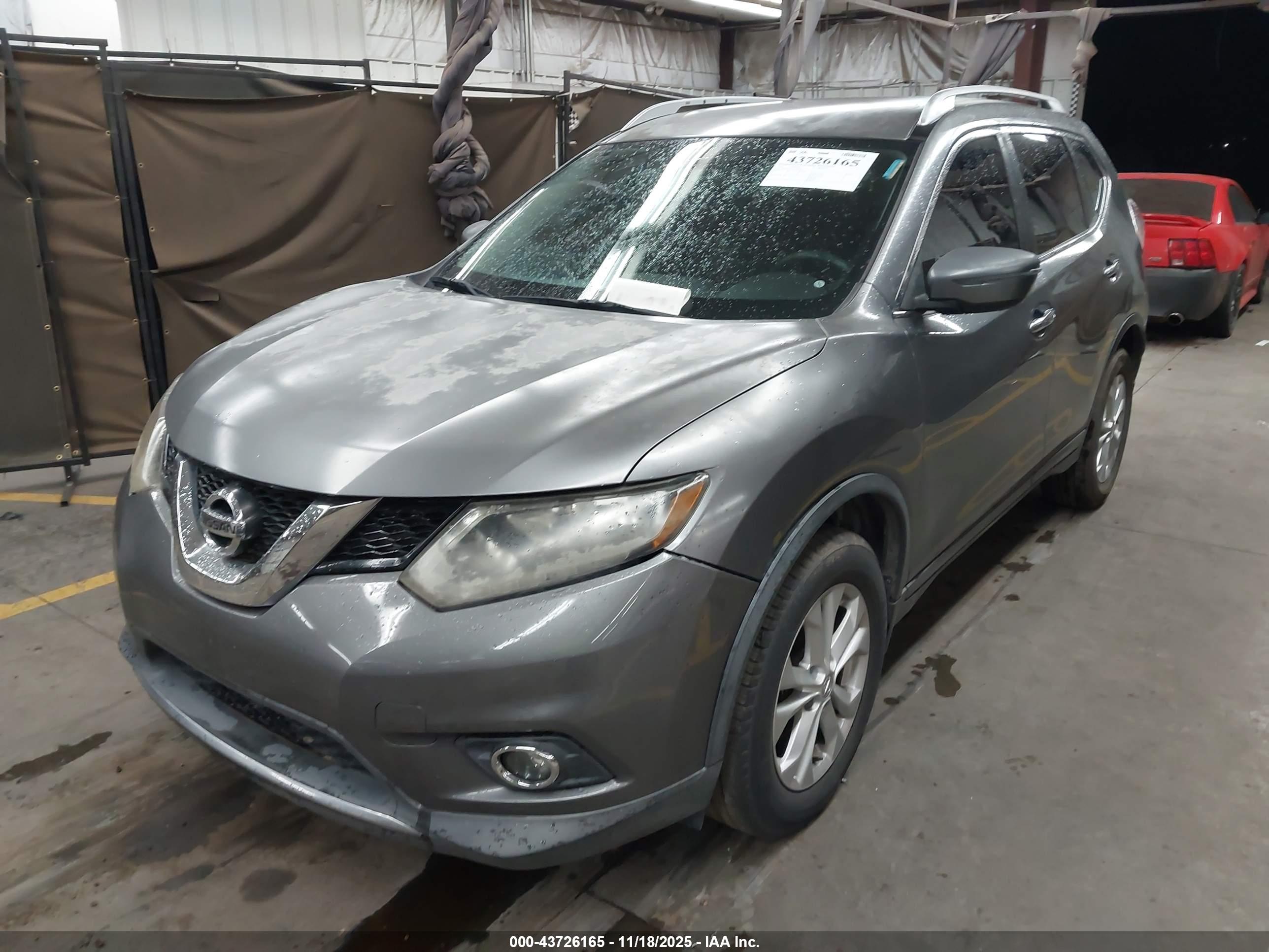 NISSAN ROGUE image 2