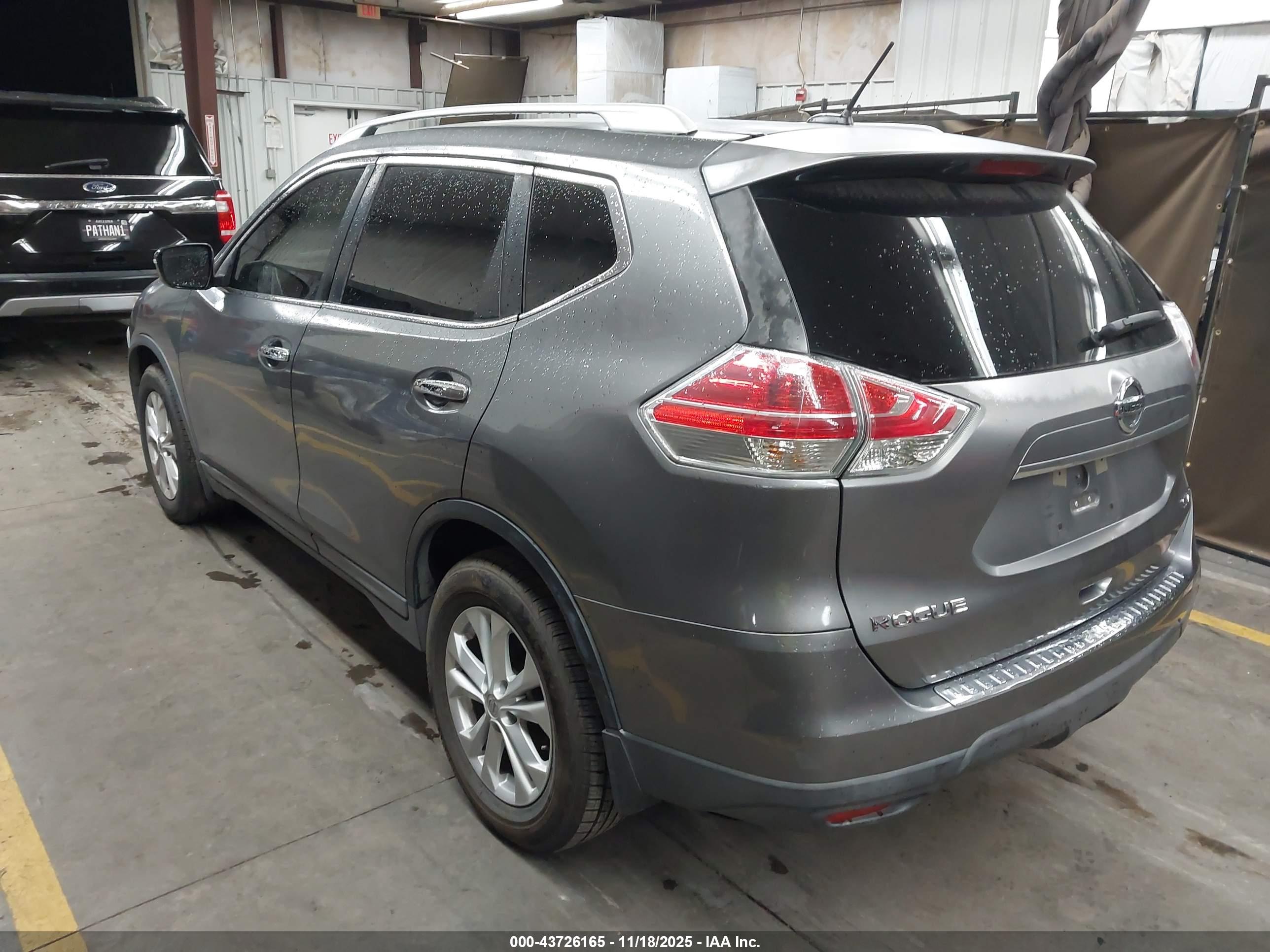 NISSAN ROGUE image 3