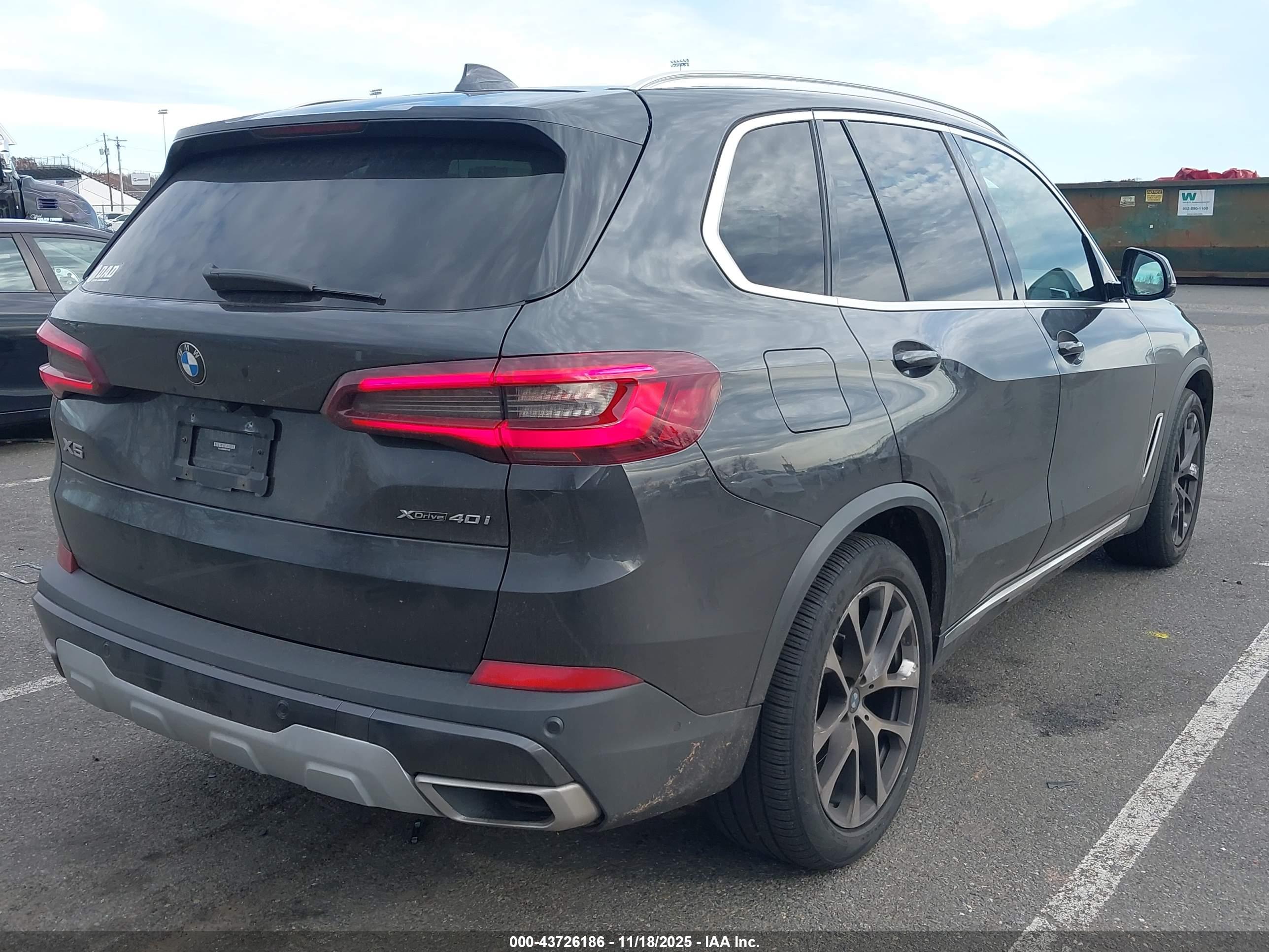 BMW X5 image 4