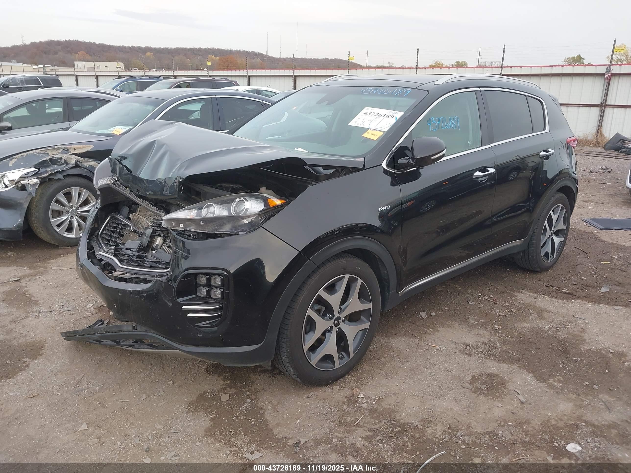 KIA SPORTAGE image 2
