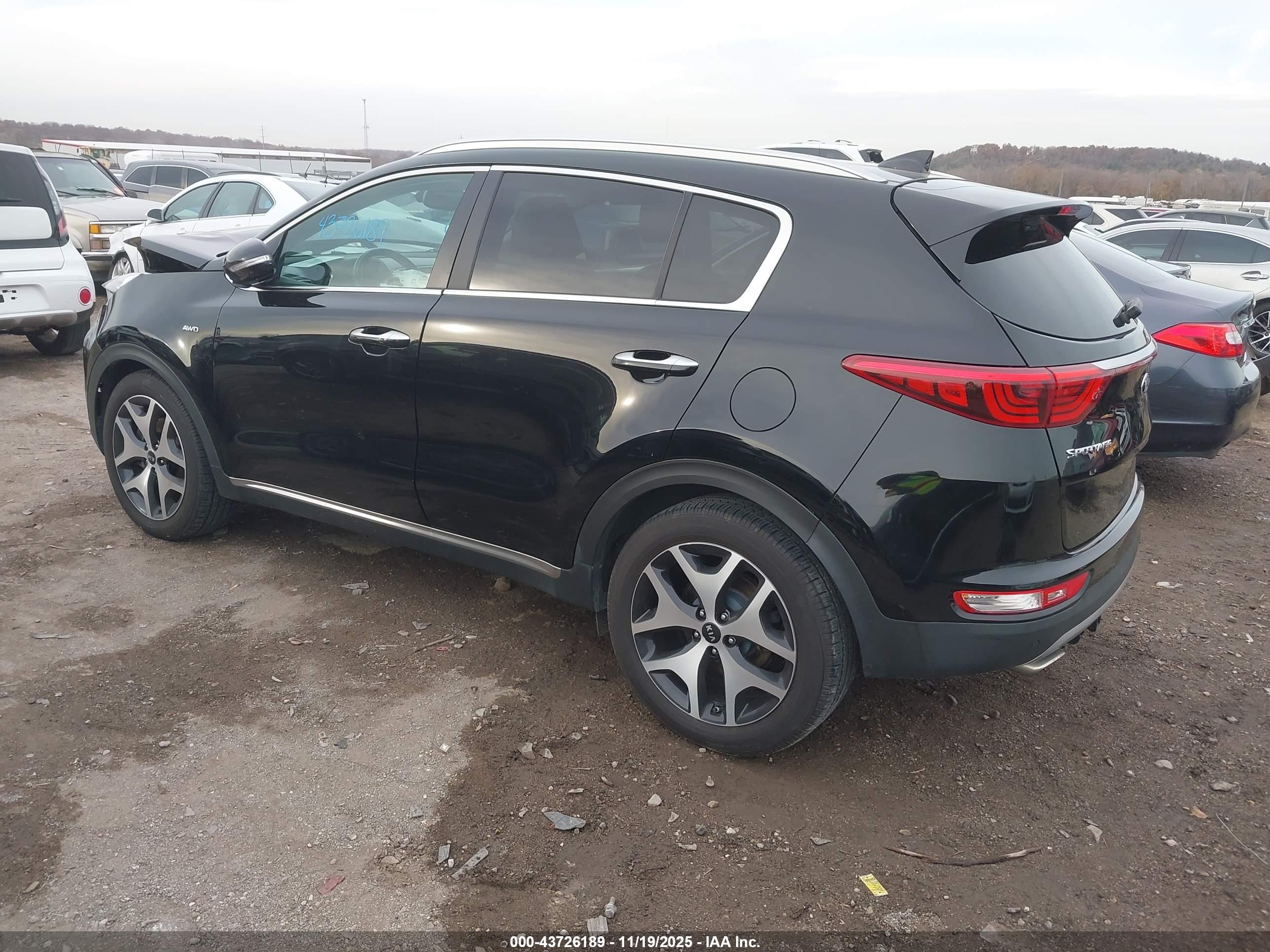 KIA SPORTAGE image 3