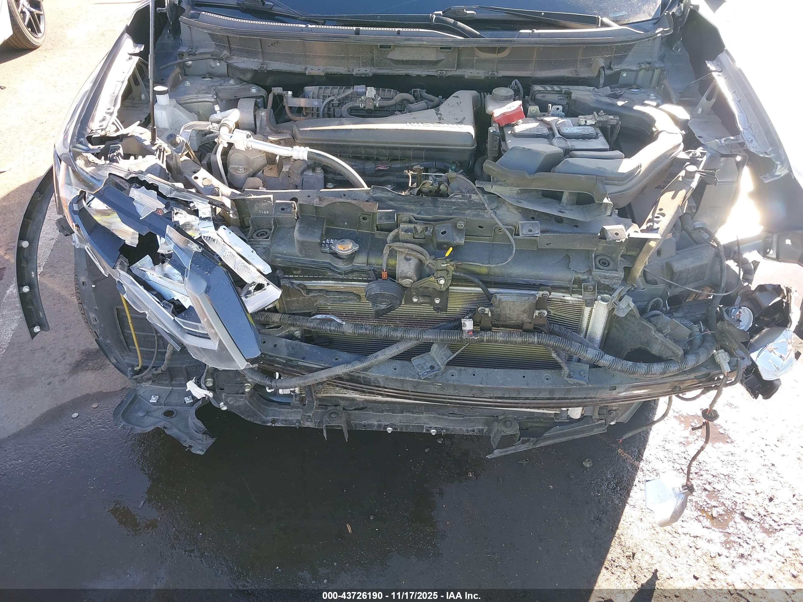 NISSAN ROGUE image 10