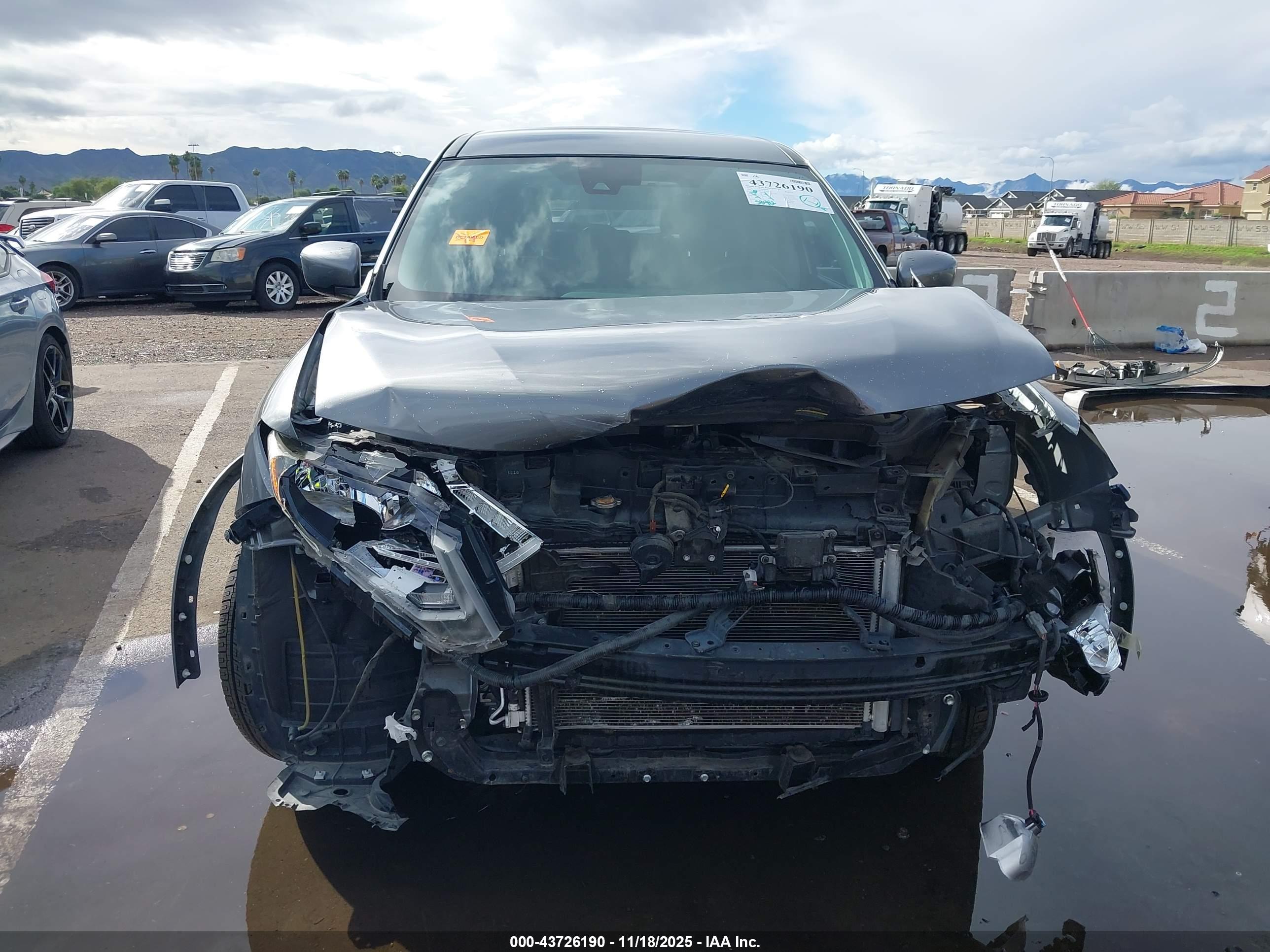 NISSAN ROGUE image 6